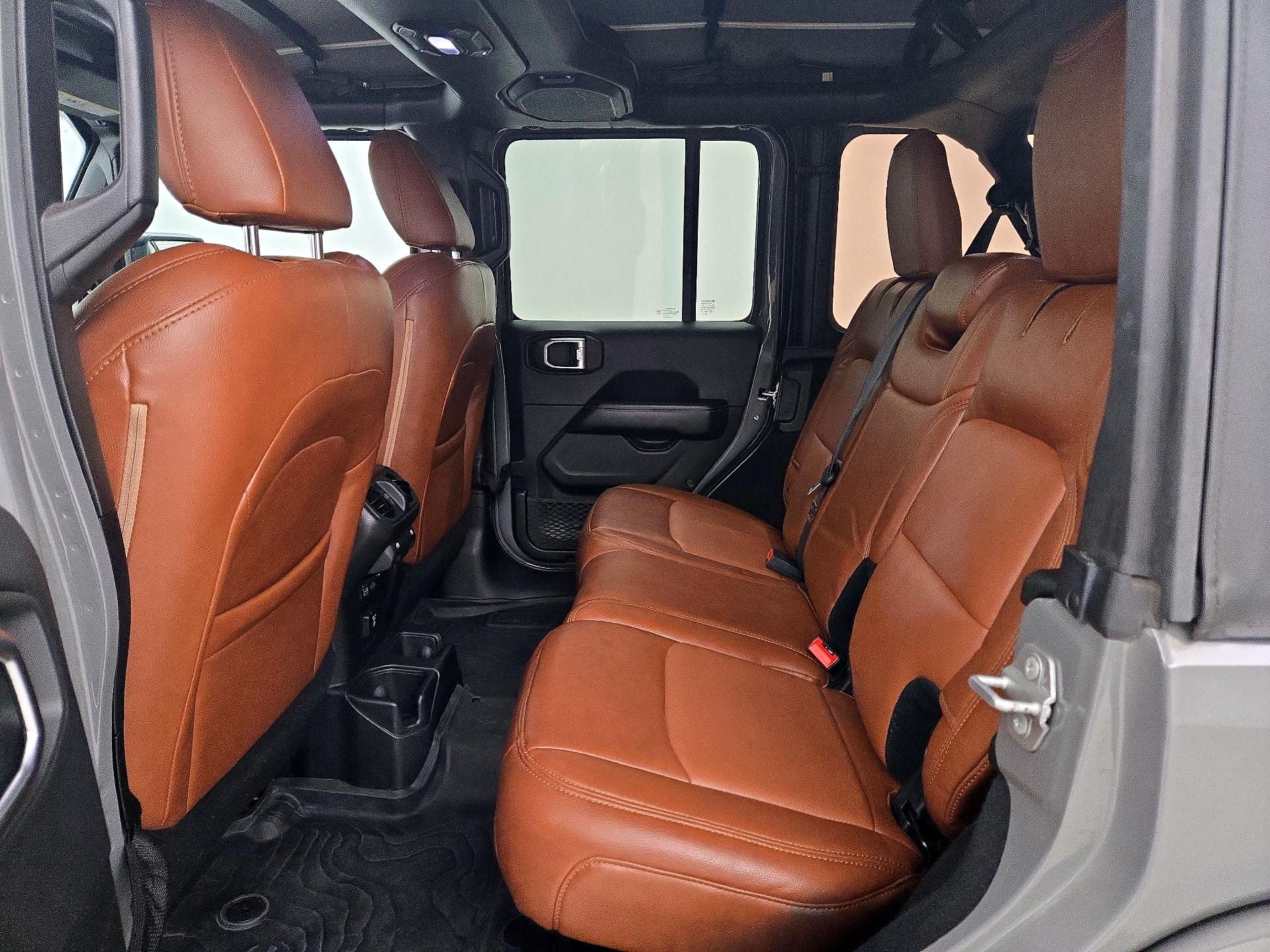 Thumbnail: 2018 Jeep Wrangler - 20