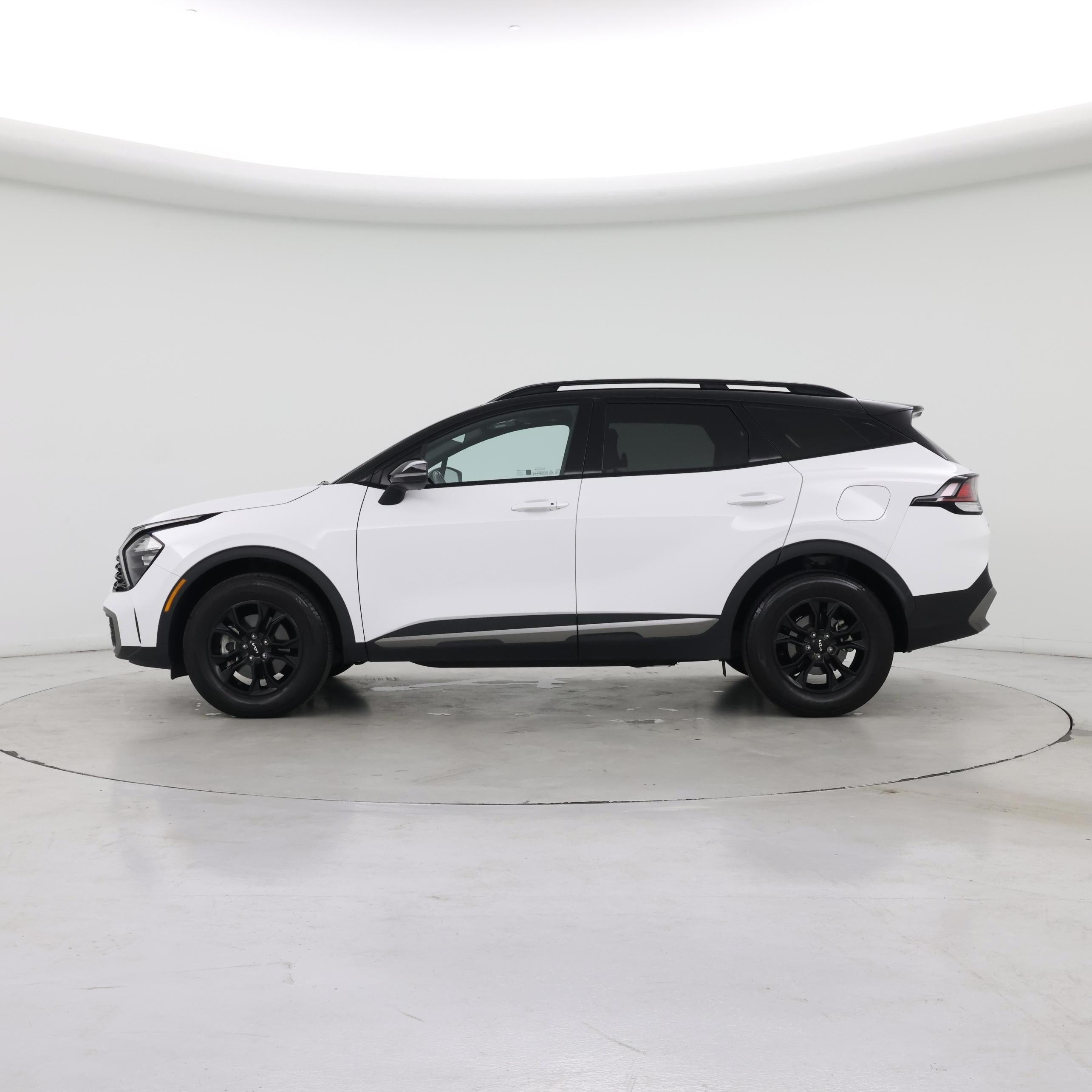 Thumbnail: 2023 Kia Sportage - 3