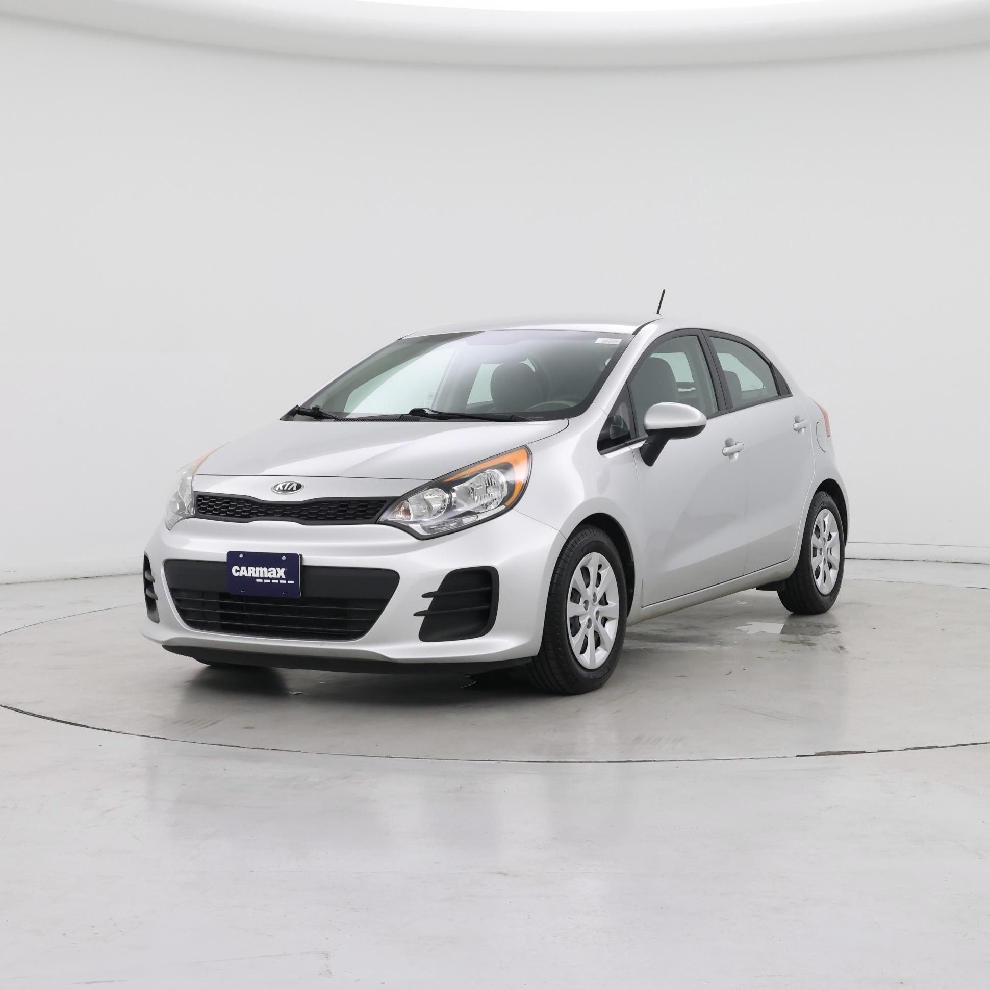 Thumbnail: 2016 Kia Rio5 - 4