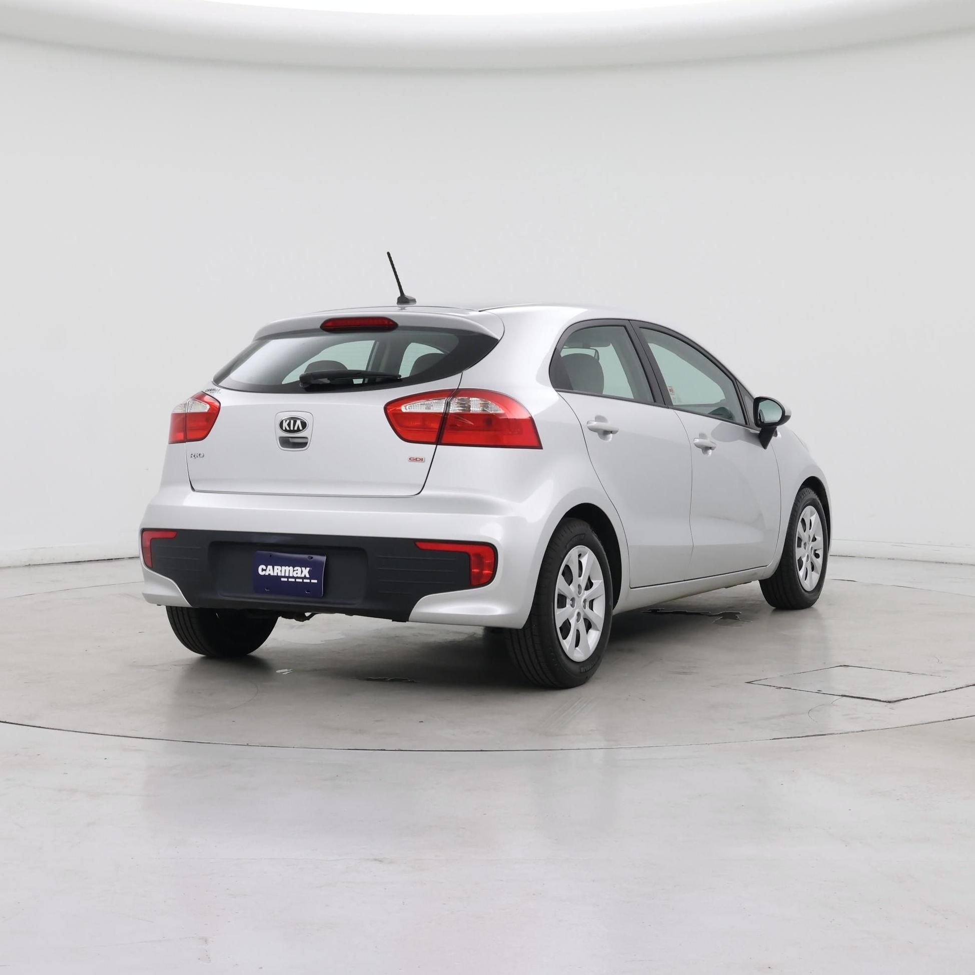 Thumbnail: 2016 Kia Rio5 - 8