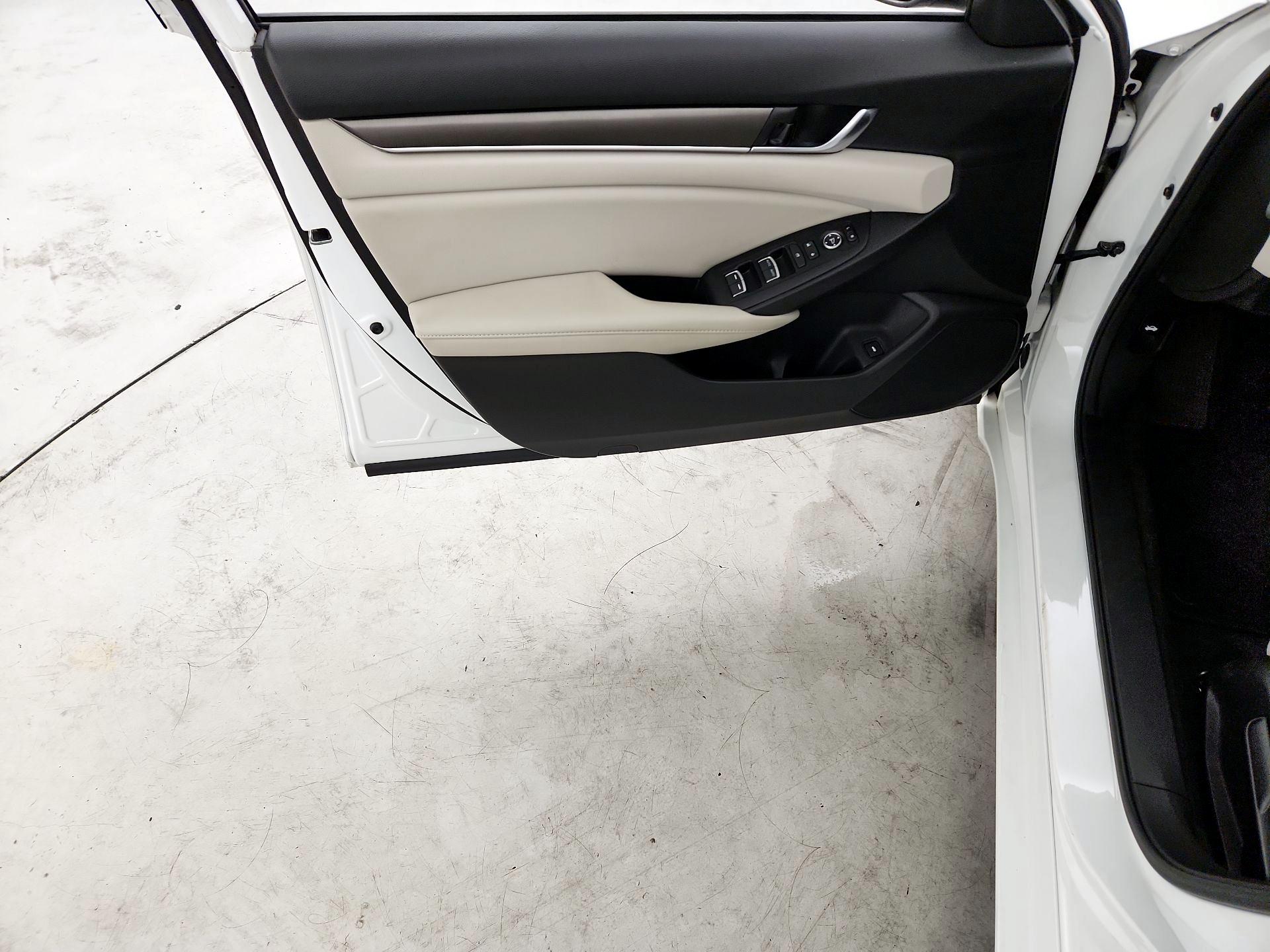 Thumbnail: 2021 Honda Accord - 12