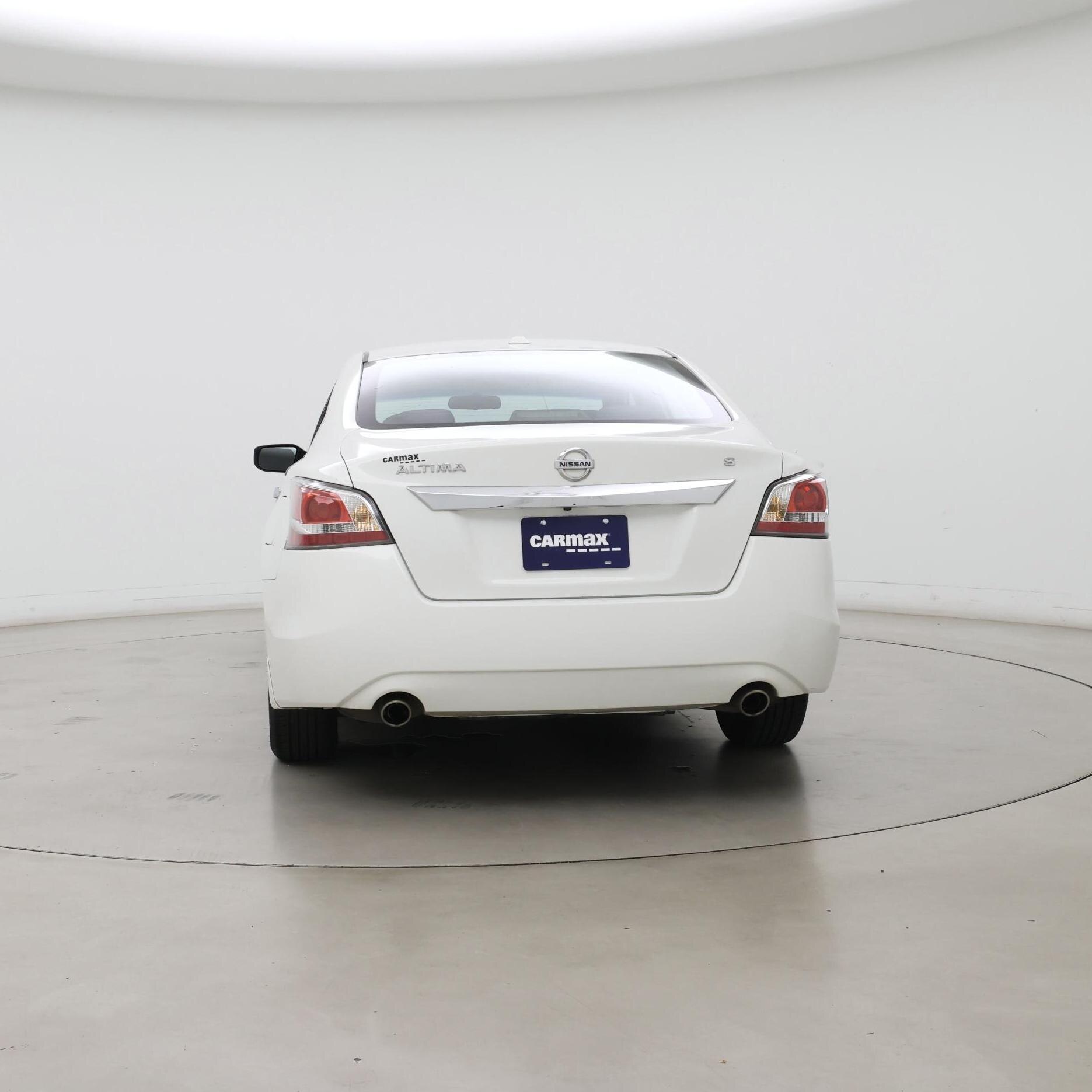 Thumbnail: 2015 Nissan Altima - 6