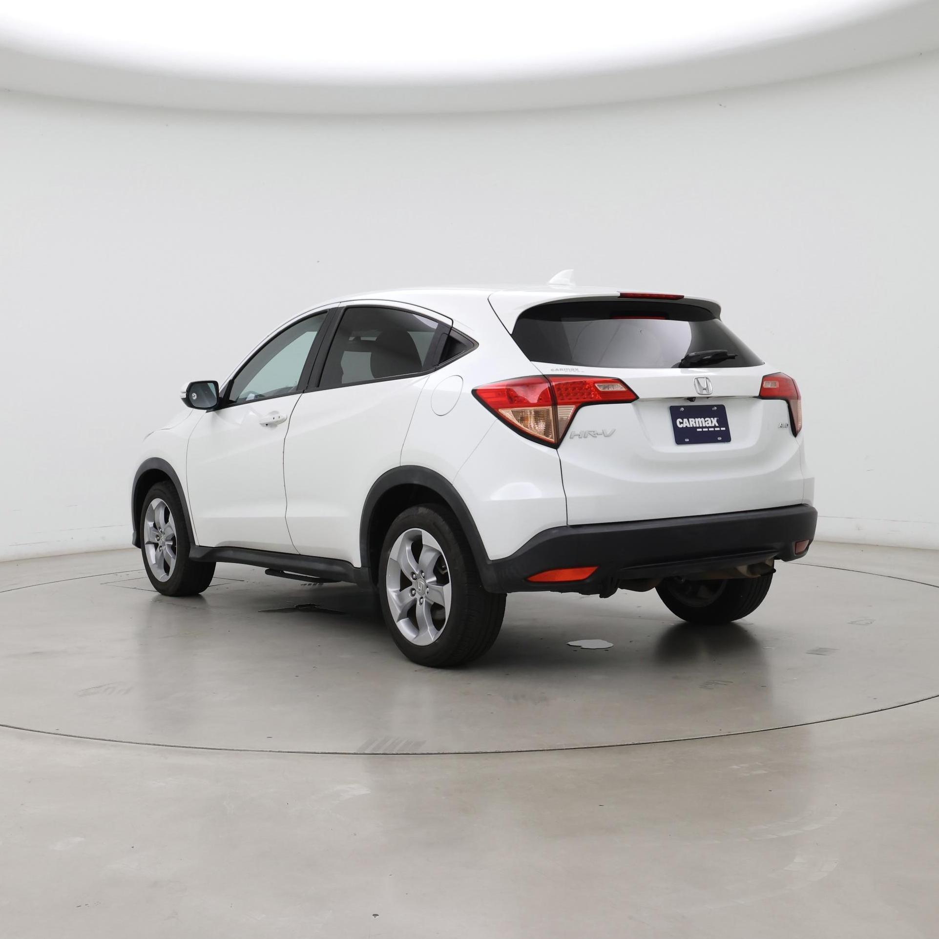 Thumbnail: 2017 Honda HR-V - 2