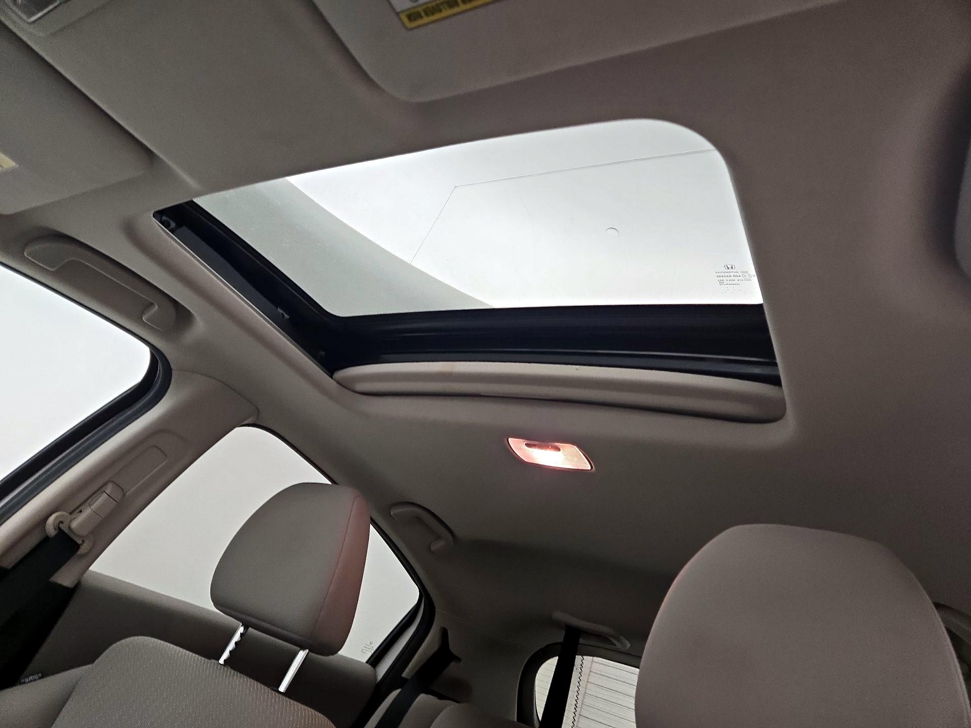 Thumbnail: 2017 Honda HR-V - 19