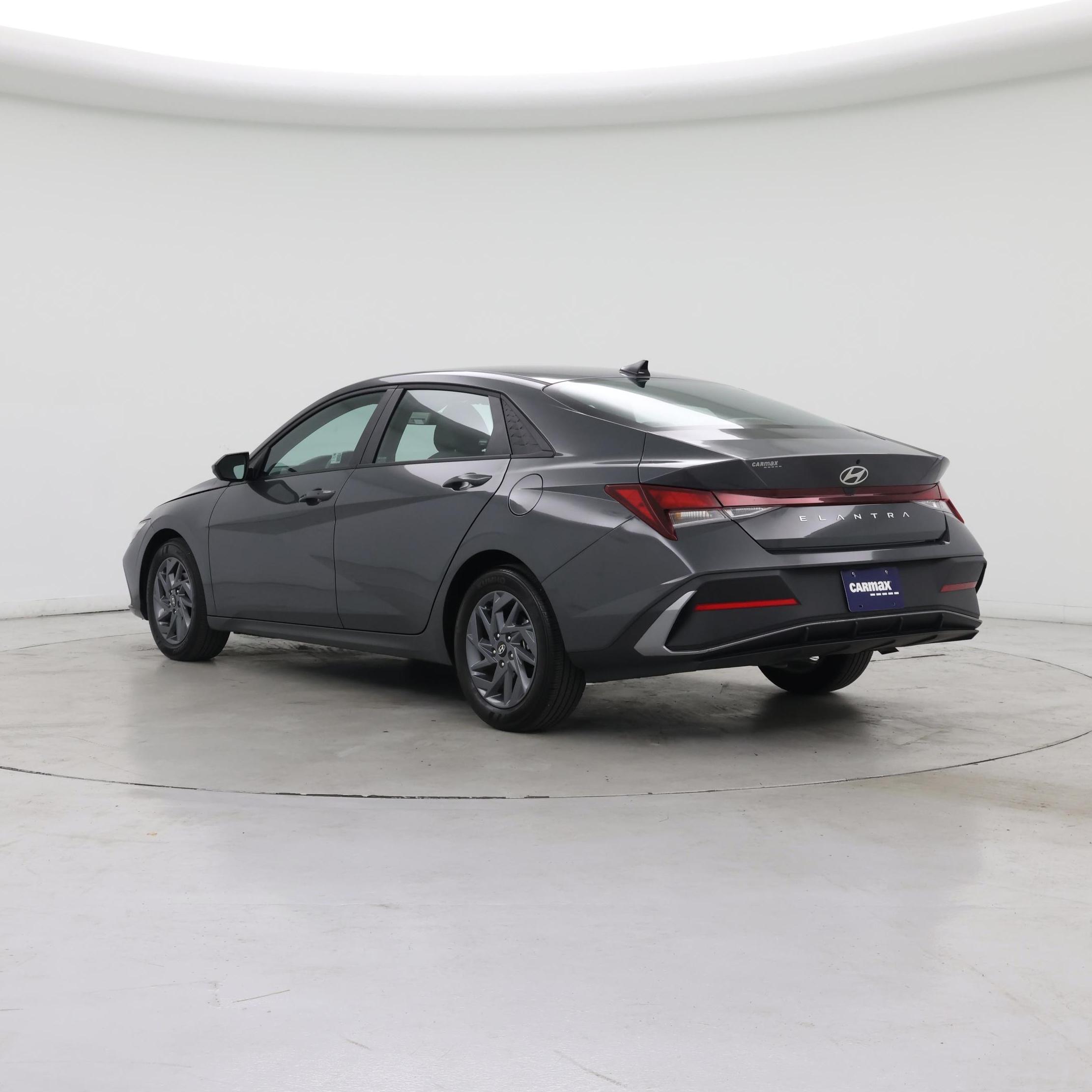 Thumbnail: 2024 Hyundai Elantra - 2