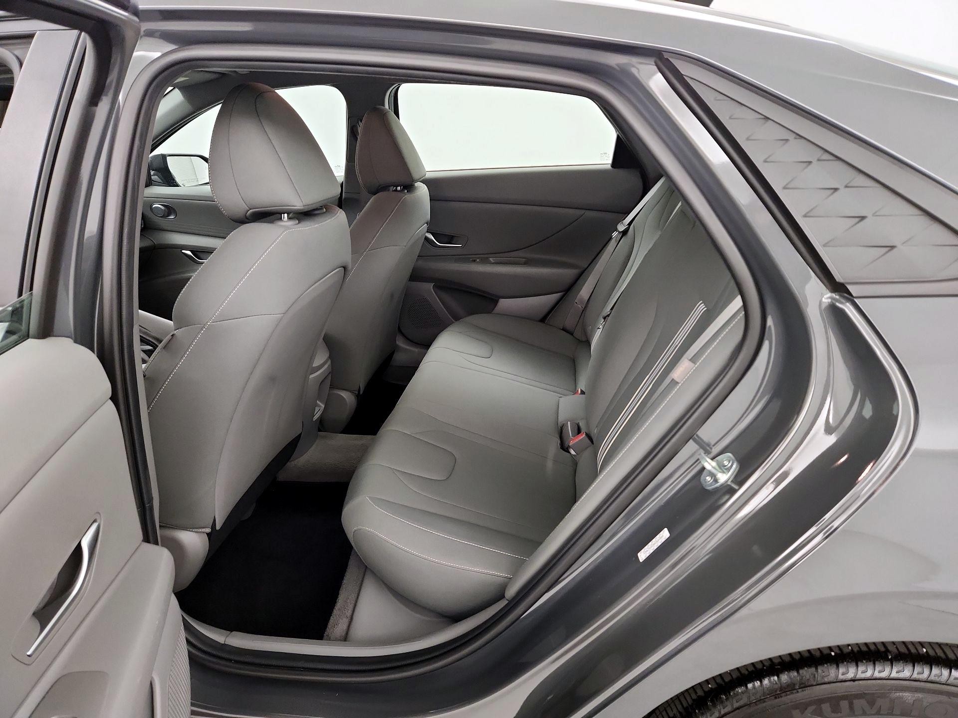 Thumbnail: 2024 Hyundai Elantra - 20