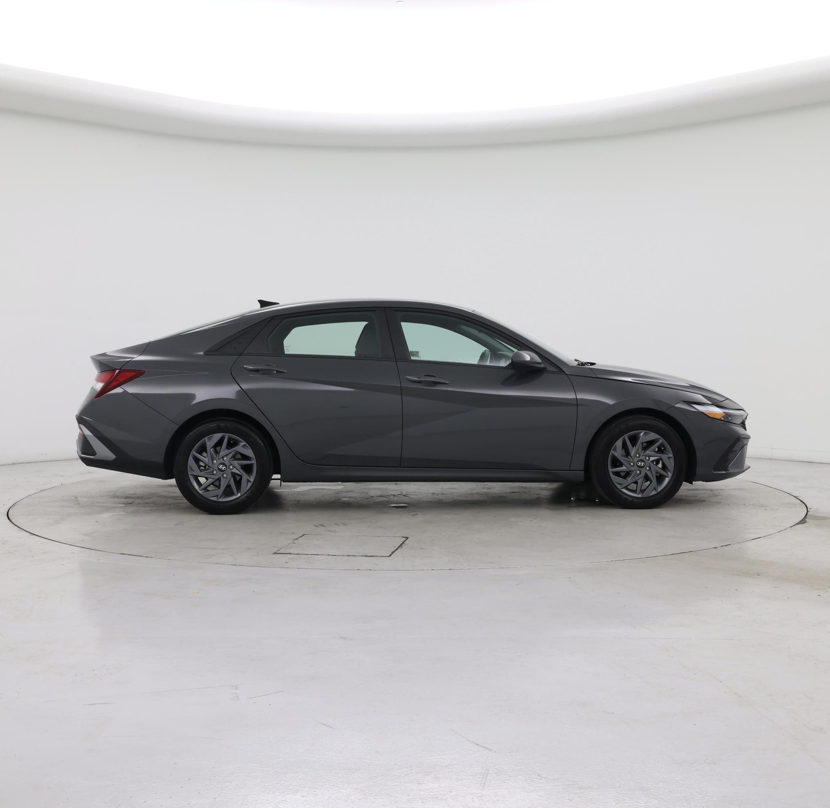 Thumbnail: 2024 Hyundai Elantra - 7