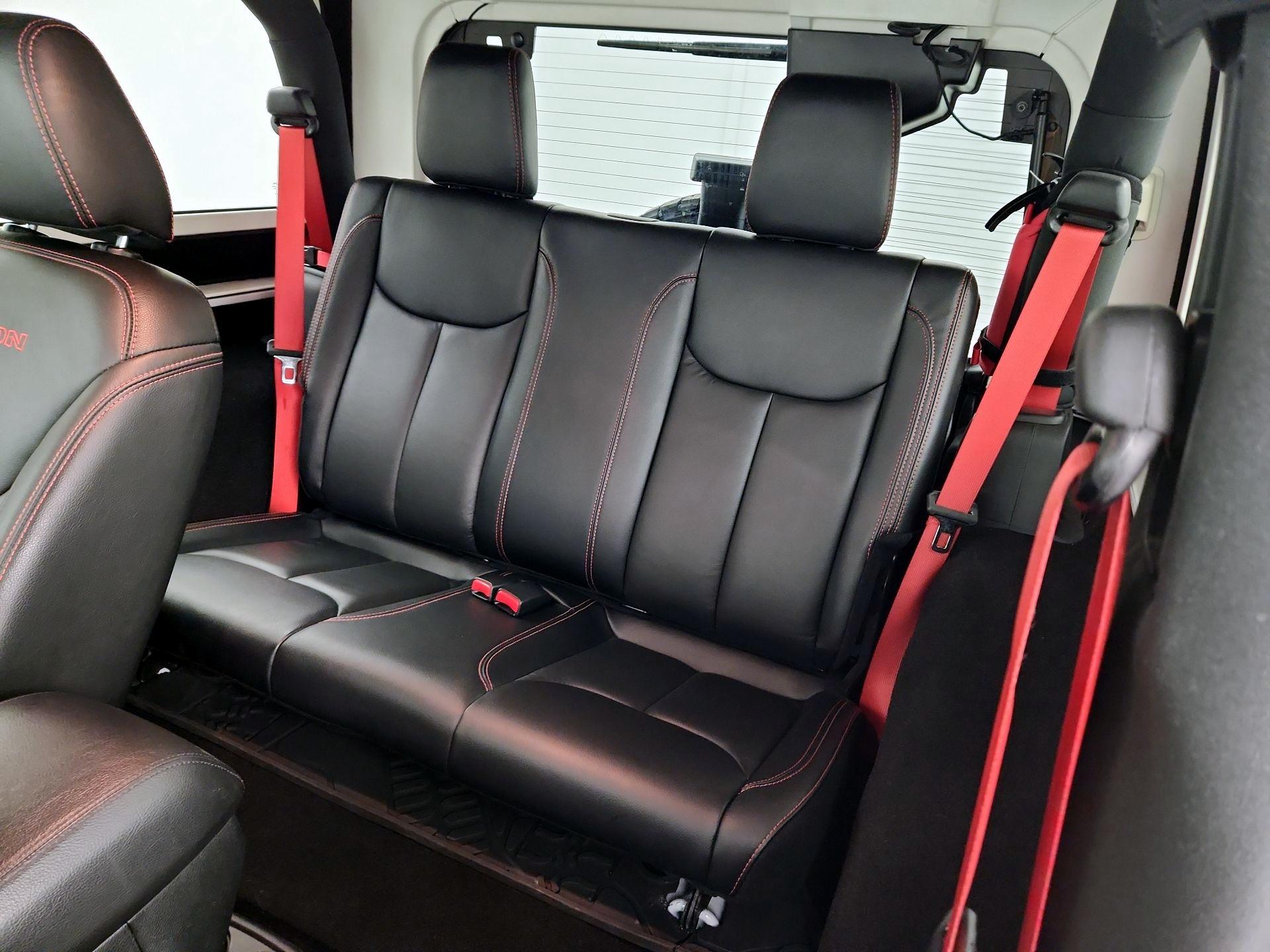 Thumbnail: 2018 Jeep Wrangler - 19