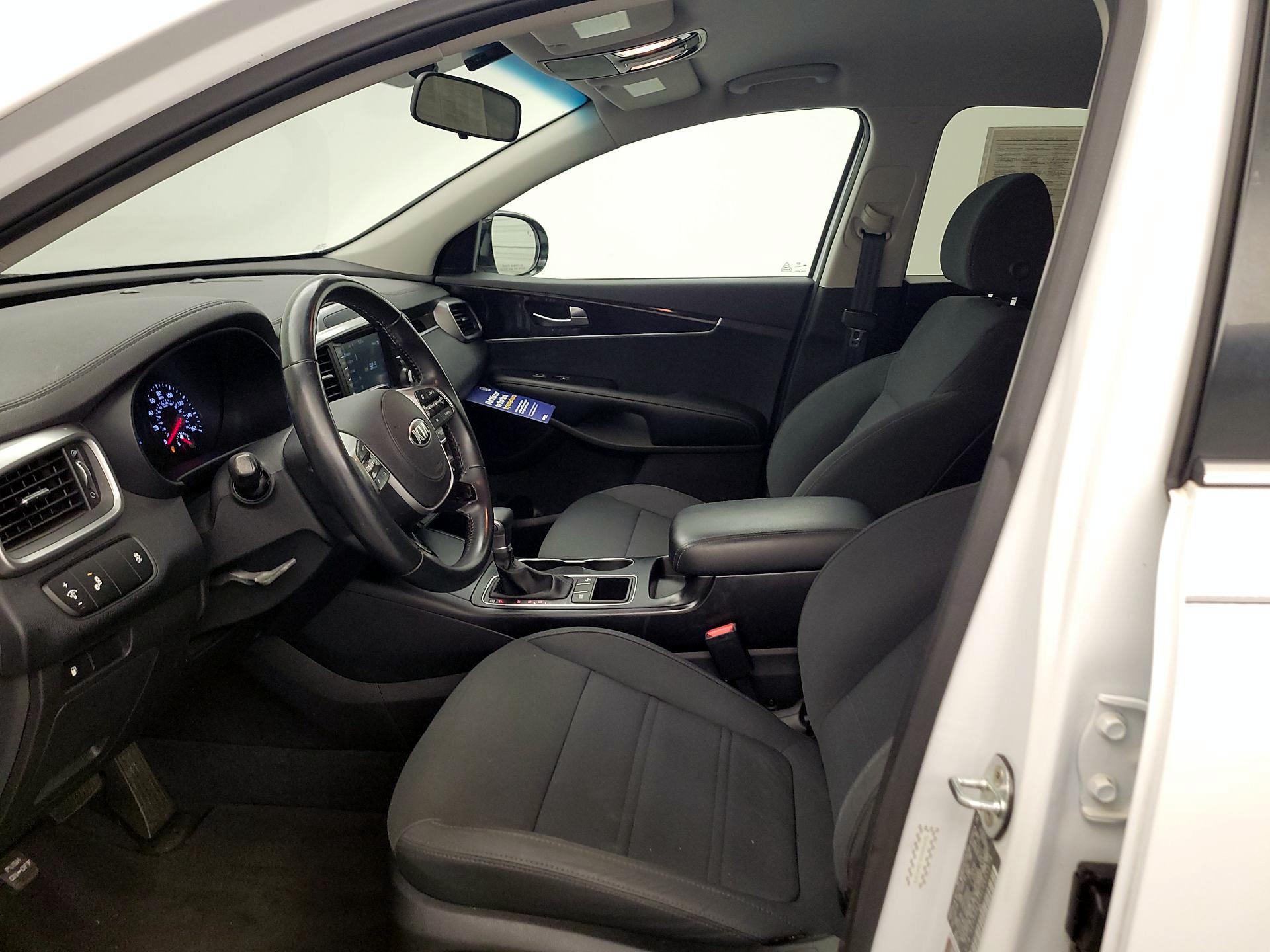 Thumbnail: 2020 Kia Sorento - 11