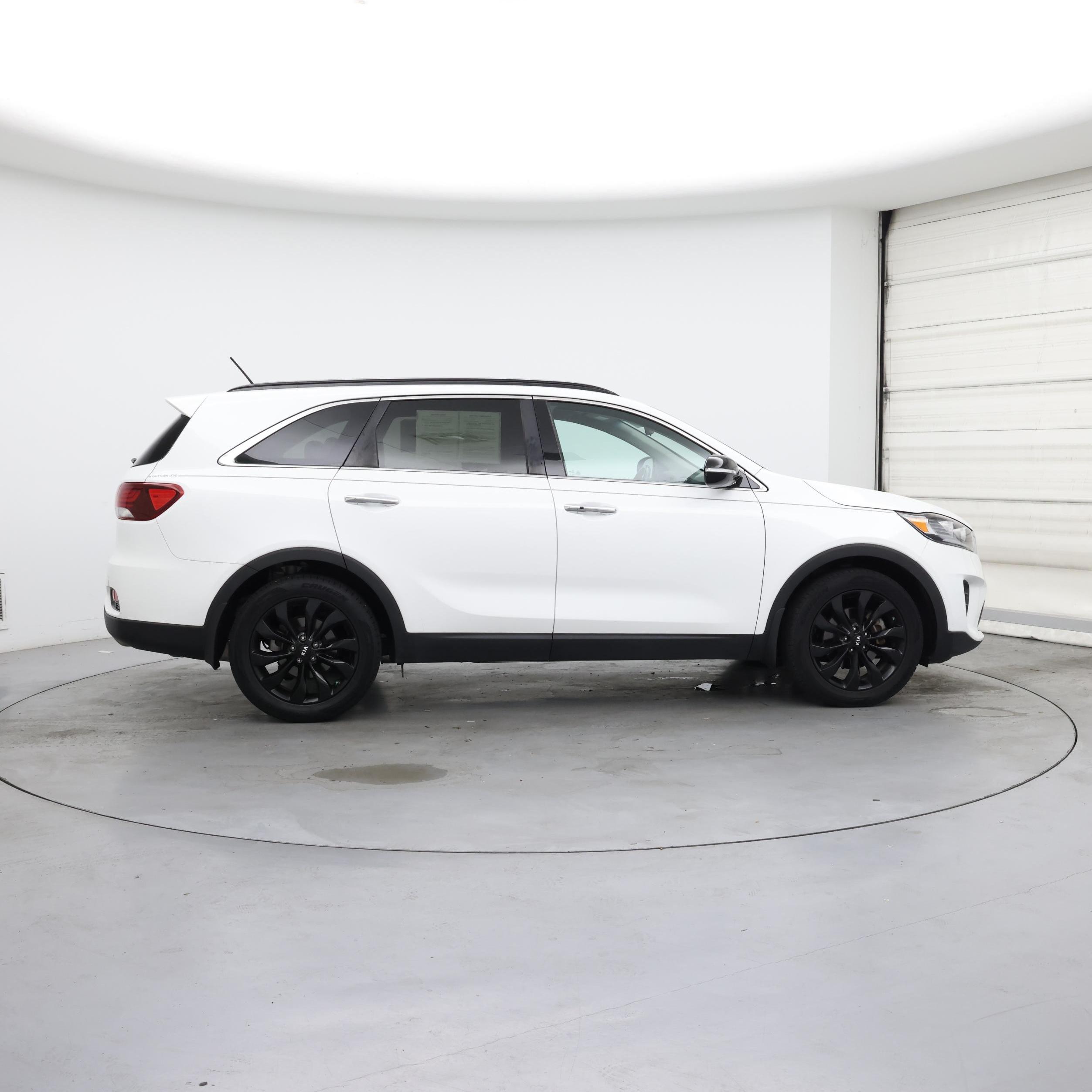 Thumbnail: 2020 Kia Sorento - 7