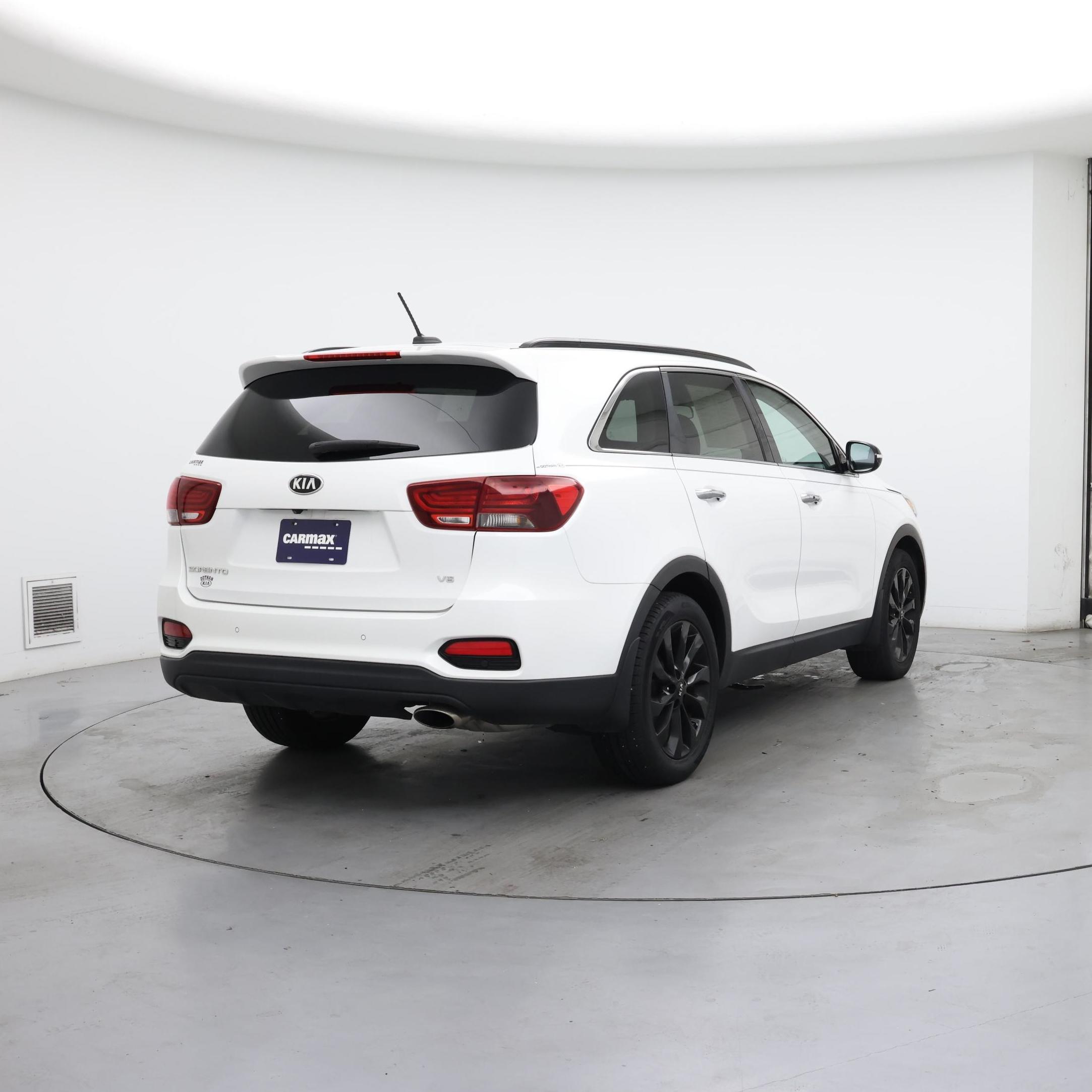 Thumbnail: 2020 Kia Sorento - 8