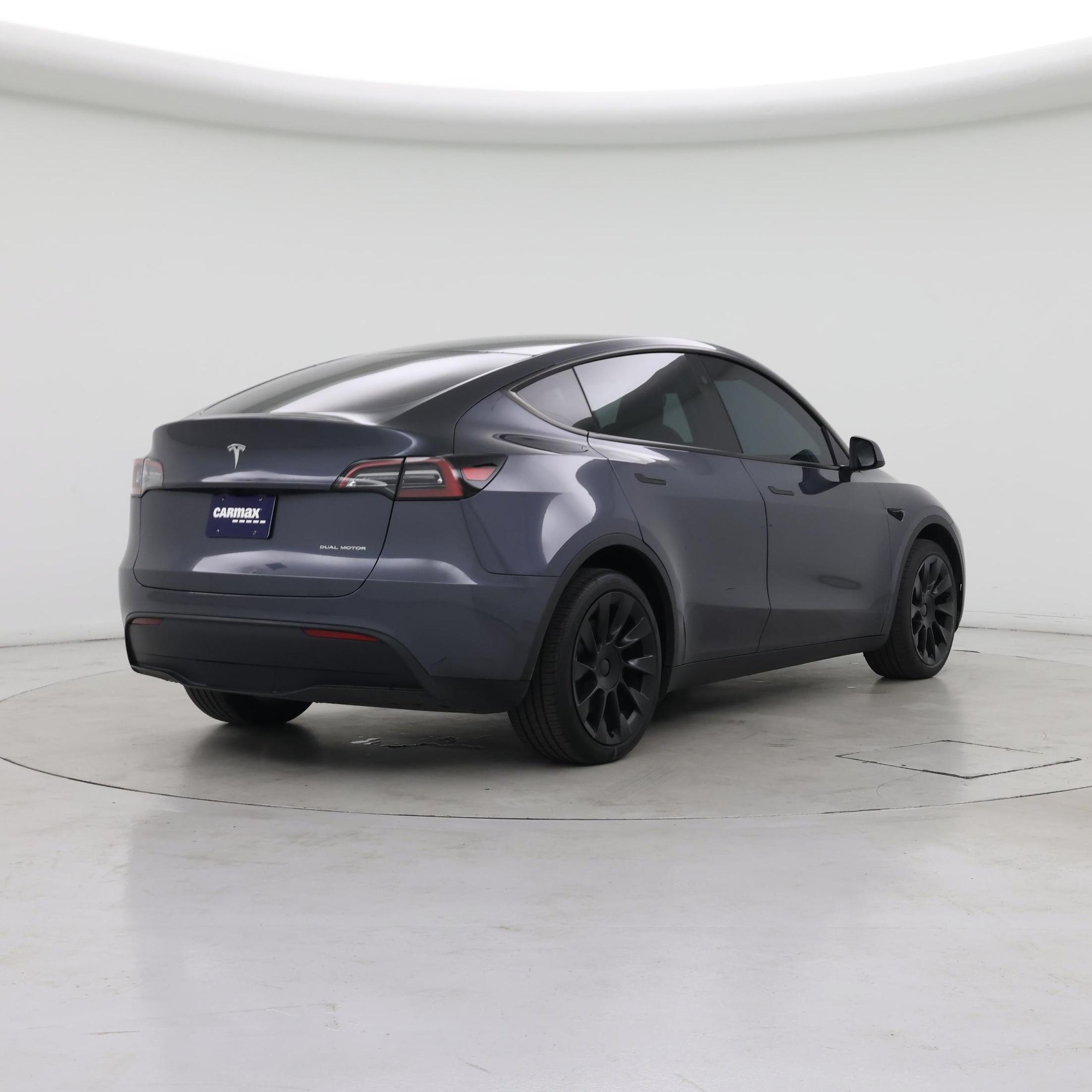 Thumbnail: 2023 Tesla Model Y - 8