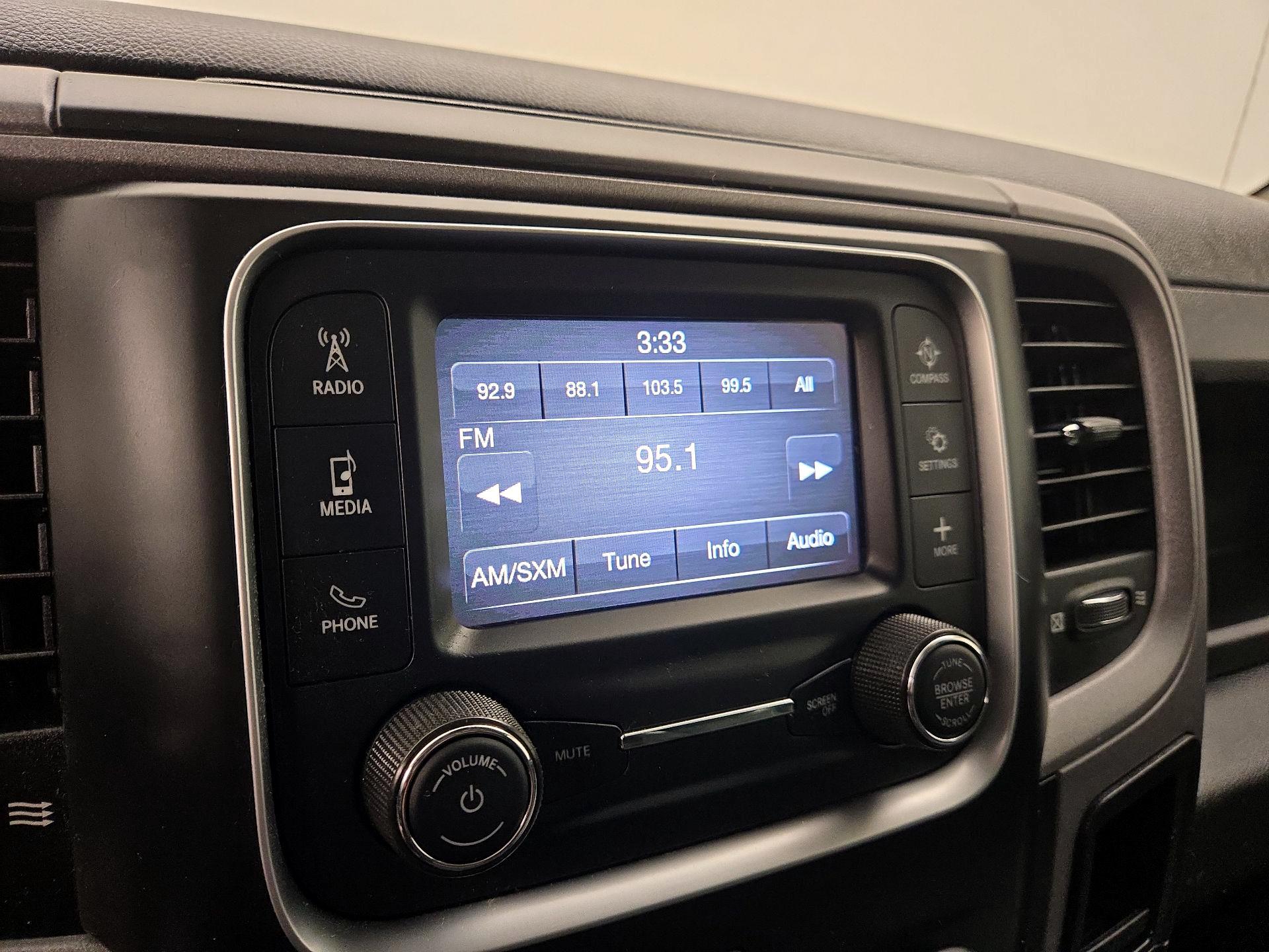 Thumbnail: 2021 RAM 1500 Classic - 15