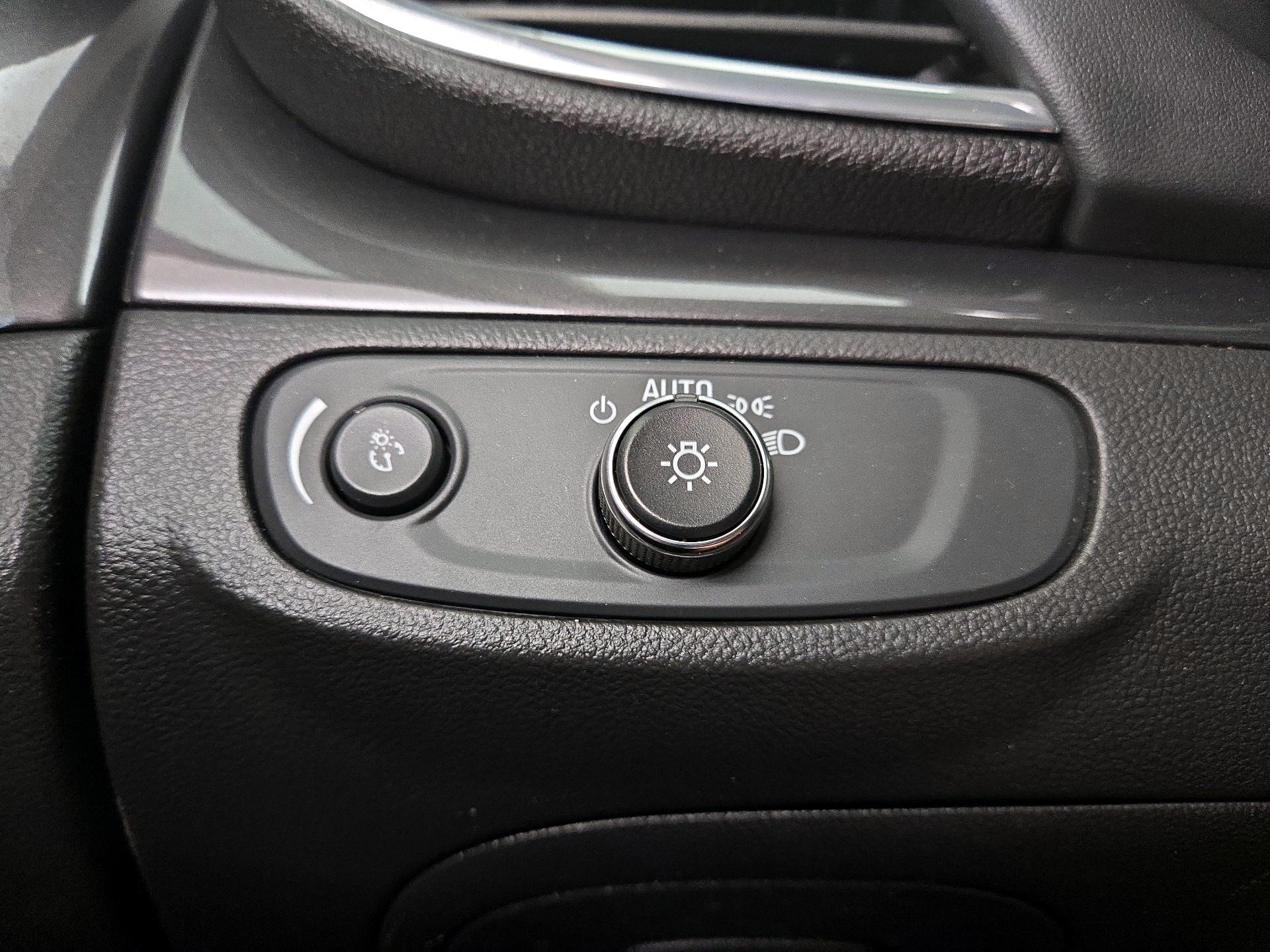 Thumbnail: 2019 Buick Encore - 13