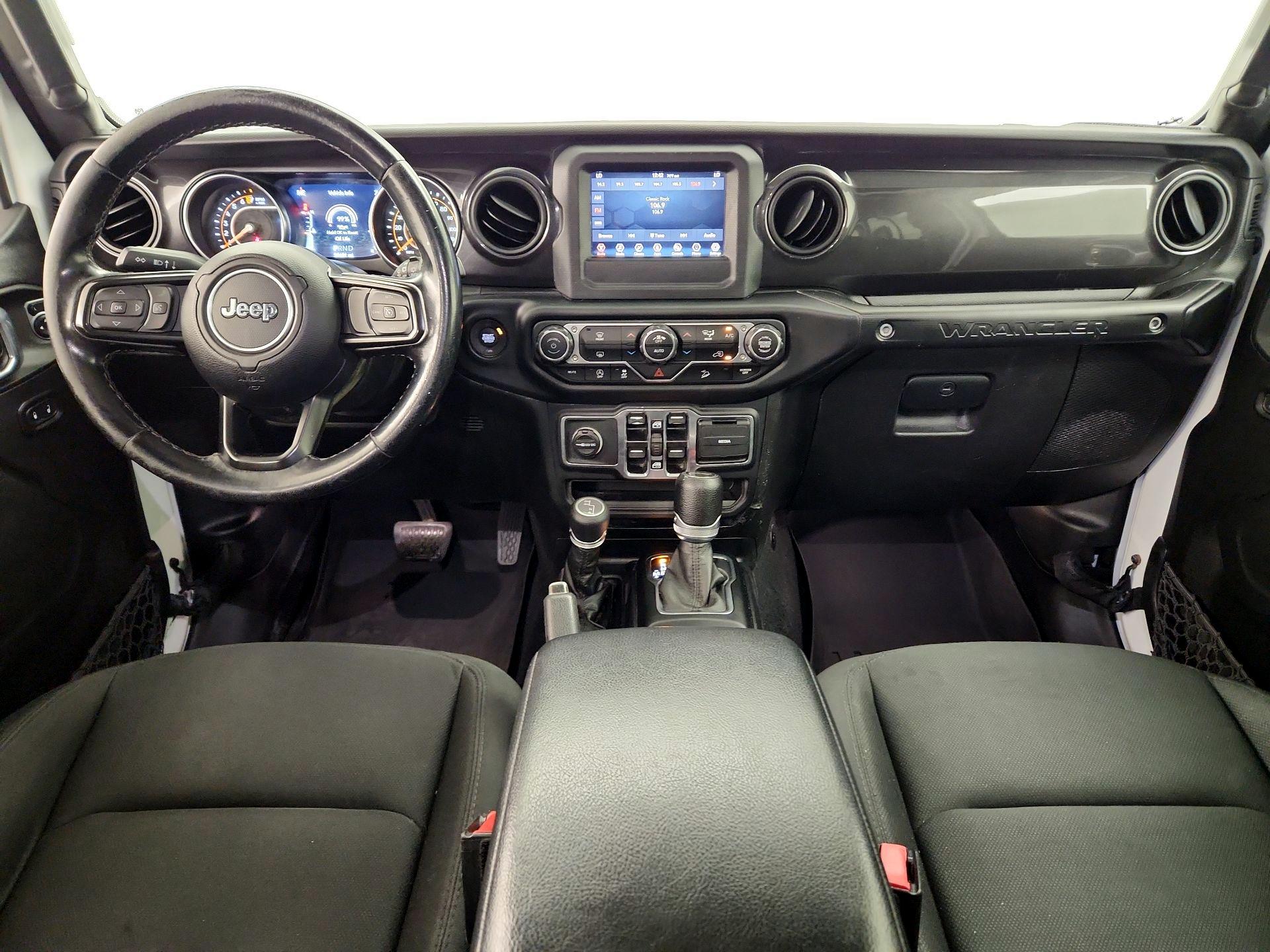 Thumbnail: 2021 Jeep Wrangler - 9