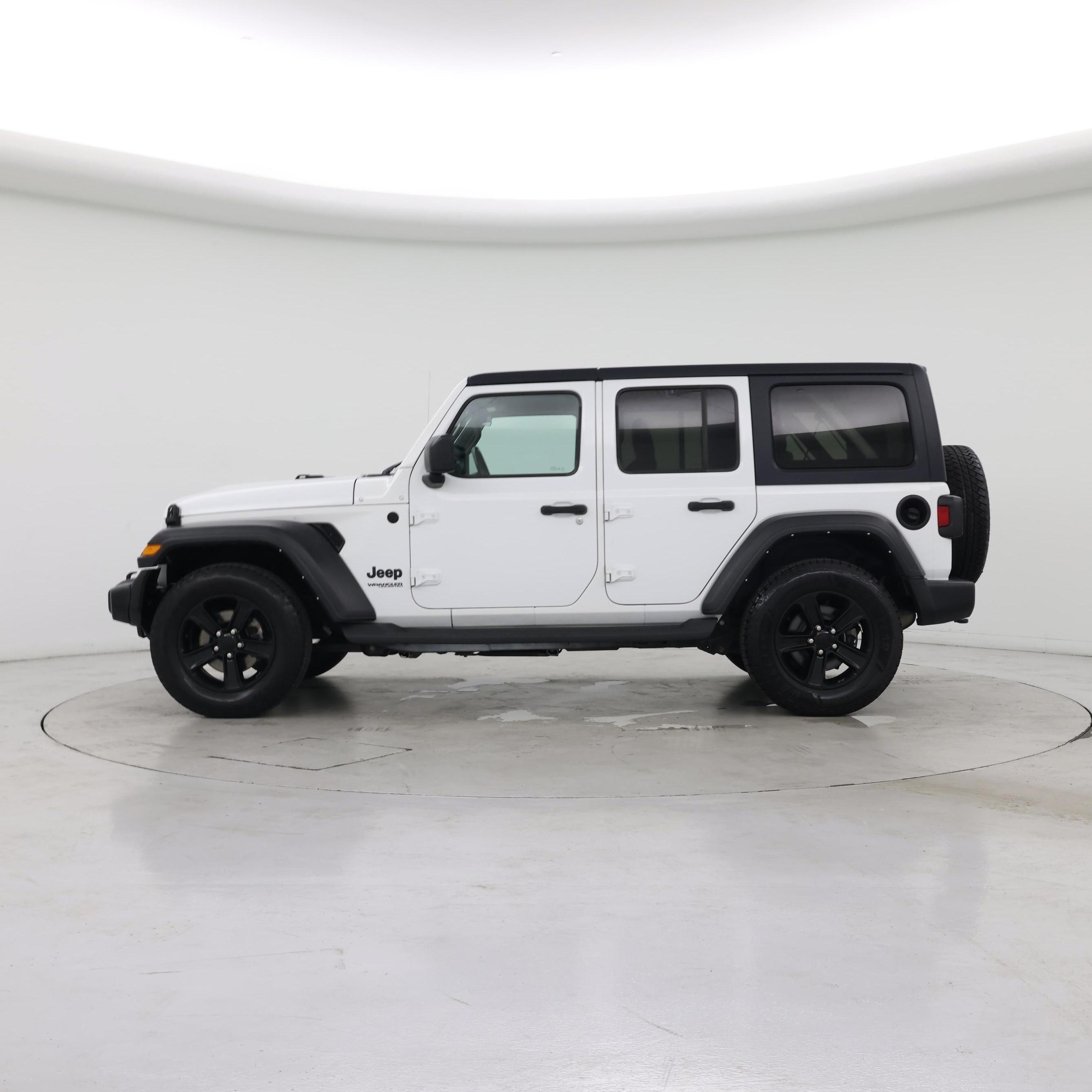 Thumbnail: 2021 Jeep Wrangler - 3