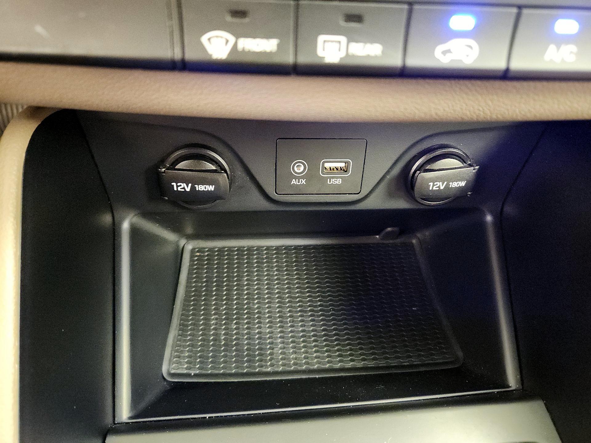Thumbnail: 2020 Hyundai Tucson - 18