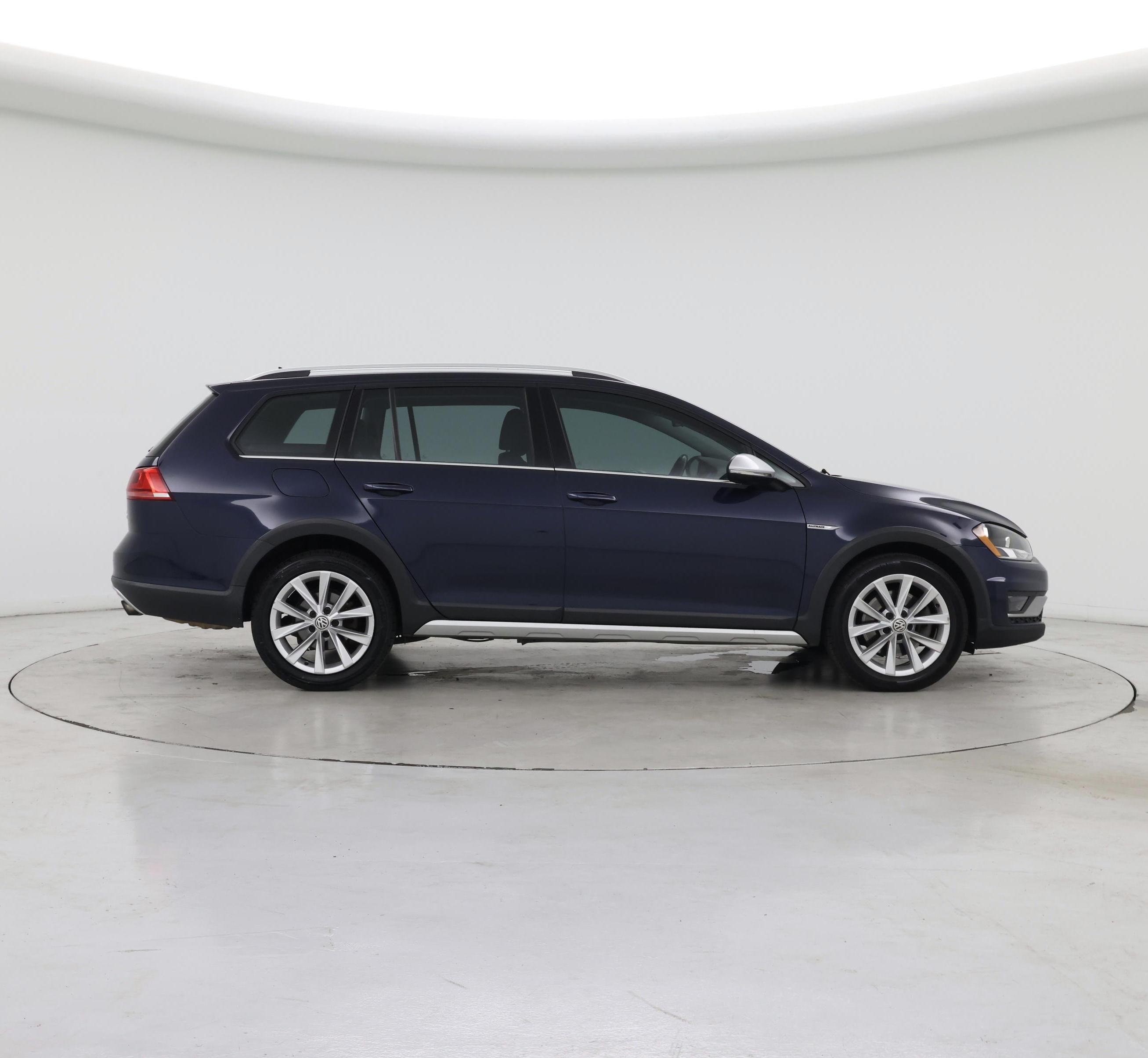 Thumbnail: 2017 Volkswagen Golf - 7