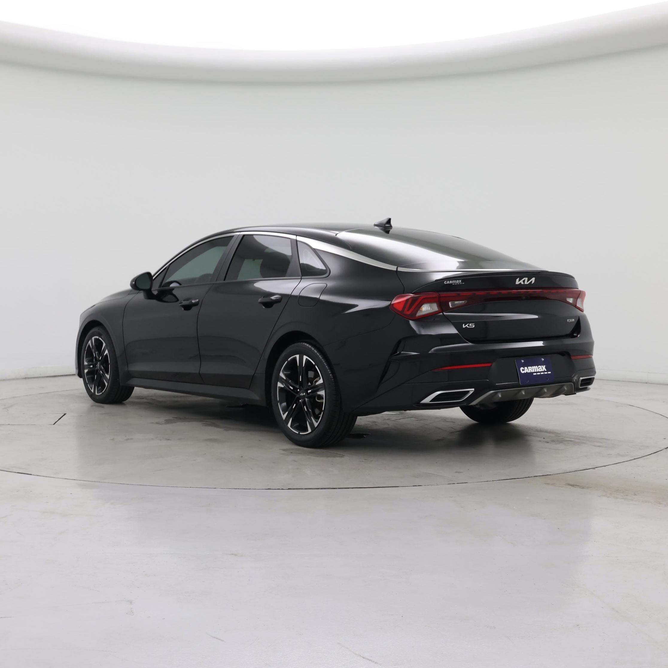 Thumbnail: 2023 Kia K5 - 2
