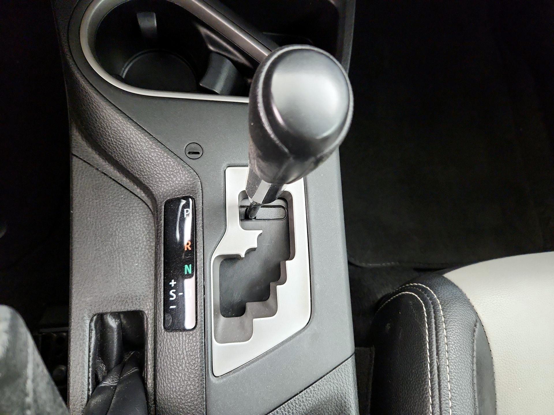 Thumbnail: 2016 Toyota RAV4 - 17