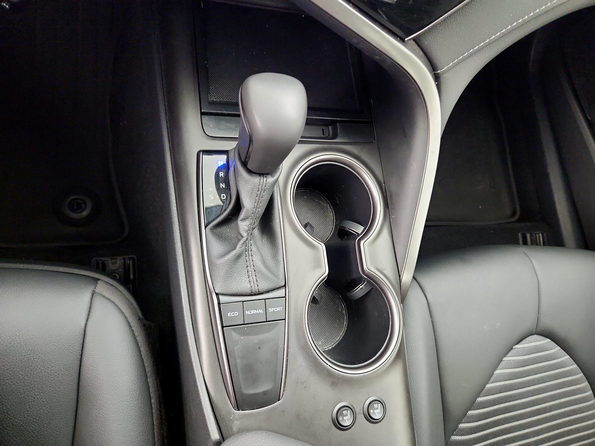 Thumbnail: 2024 Toyota Camry - 17