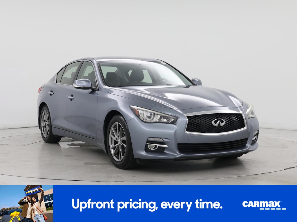 2017 Infiniti Q50 Signature