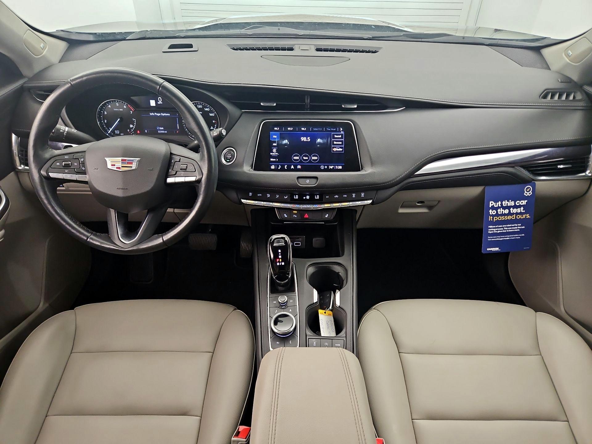 Thumbnail: 2023 Cadillac XT4 - 9