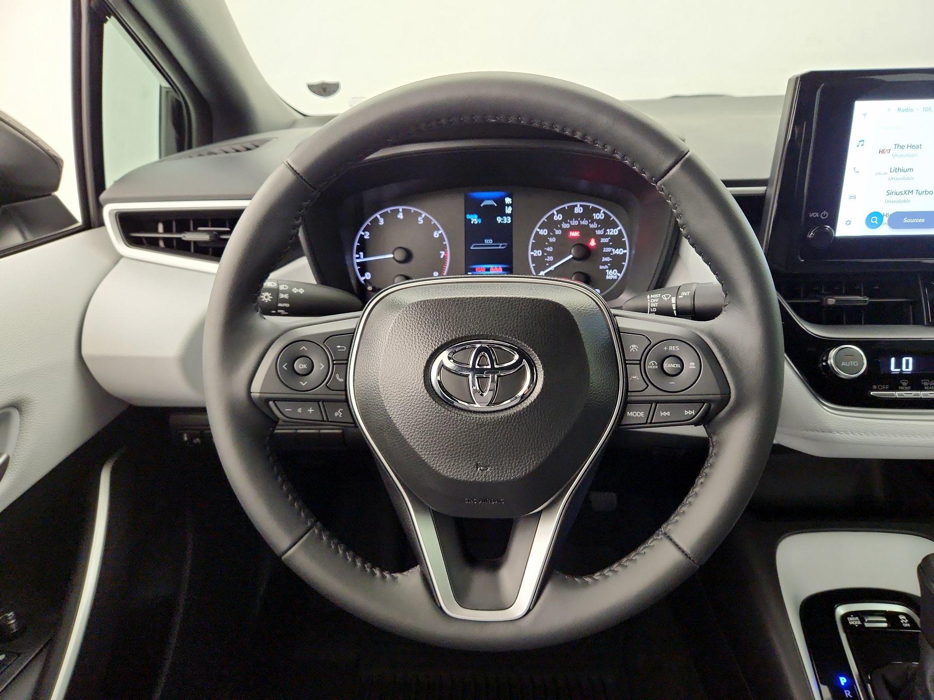 Thumbnail: 2025 Toyota Corolla - 10