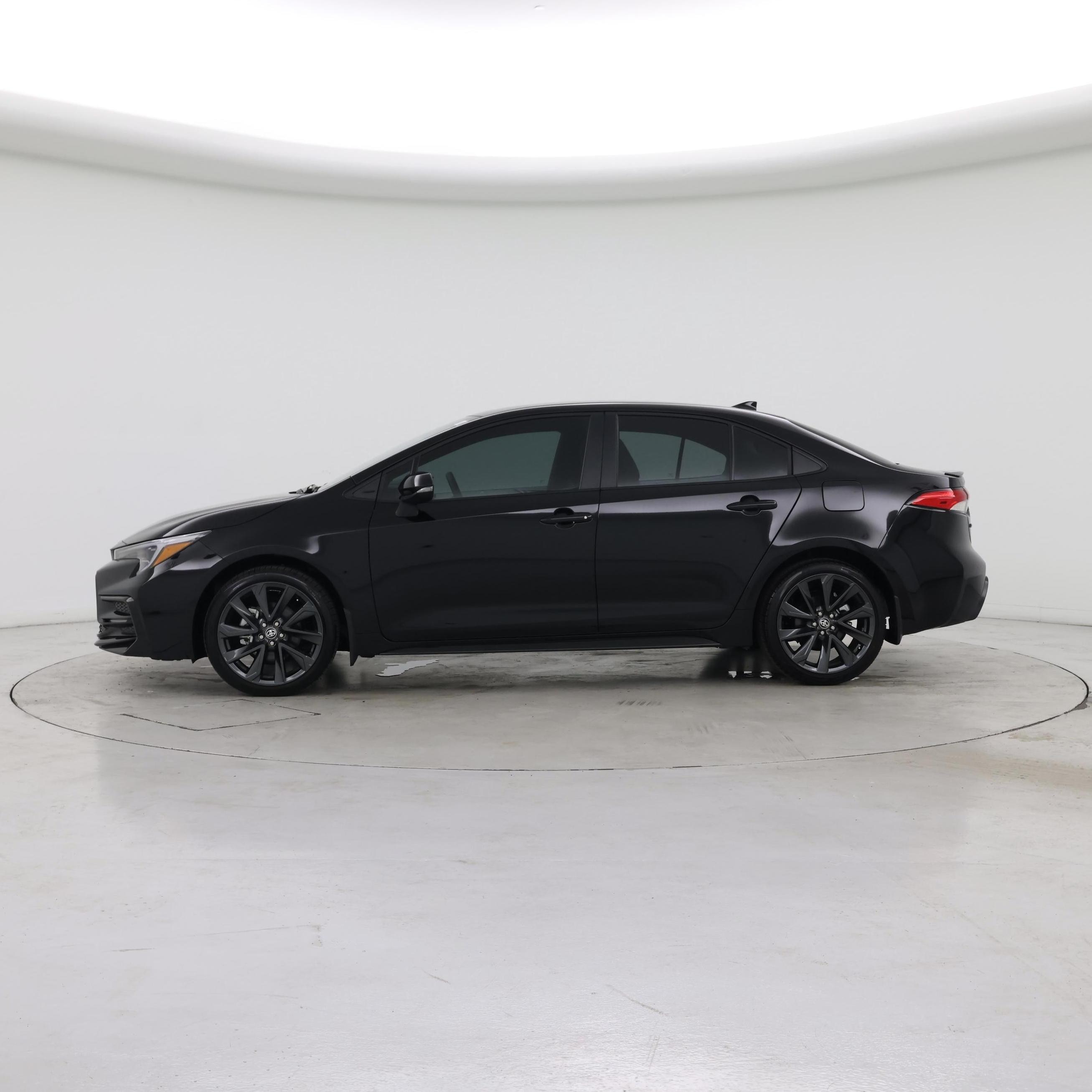 Thumbnail: 2025 Toyota Corolla - 3