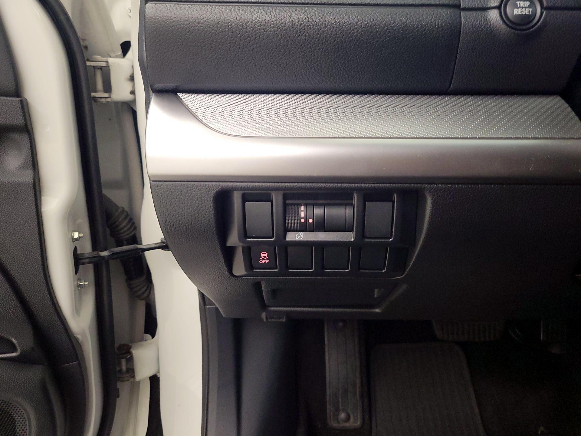 Thumbnail: 2015 Subaru Outback - 13