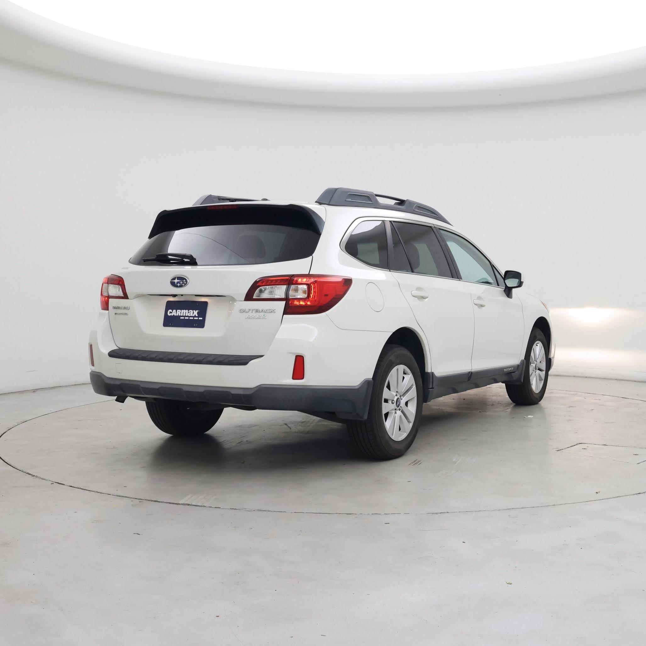 Thumbnail: 2015 Subaru Outback - 8