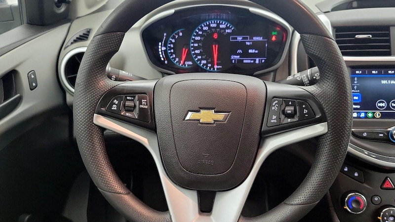 2020 Chevrolet Sonic LT 10