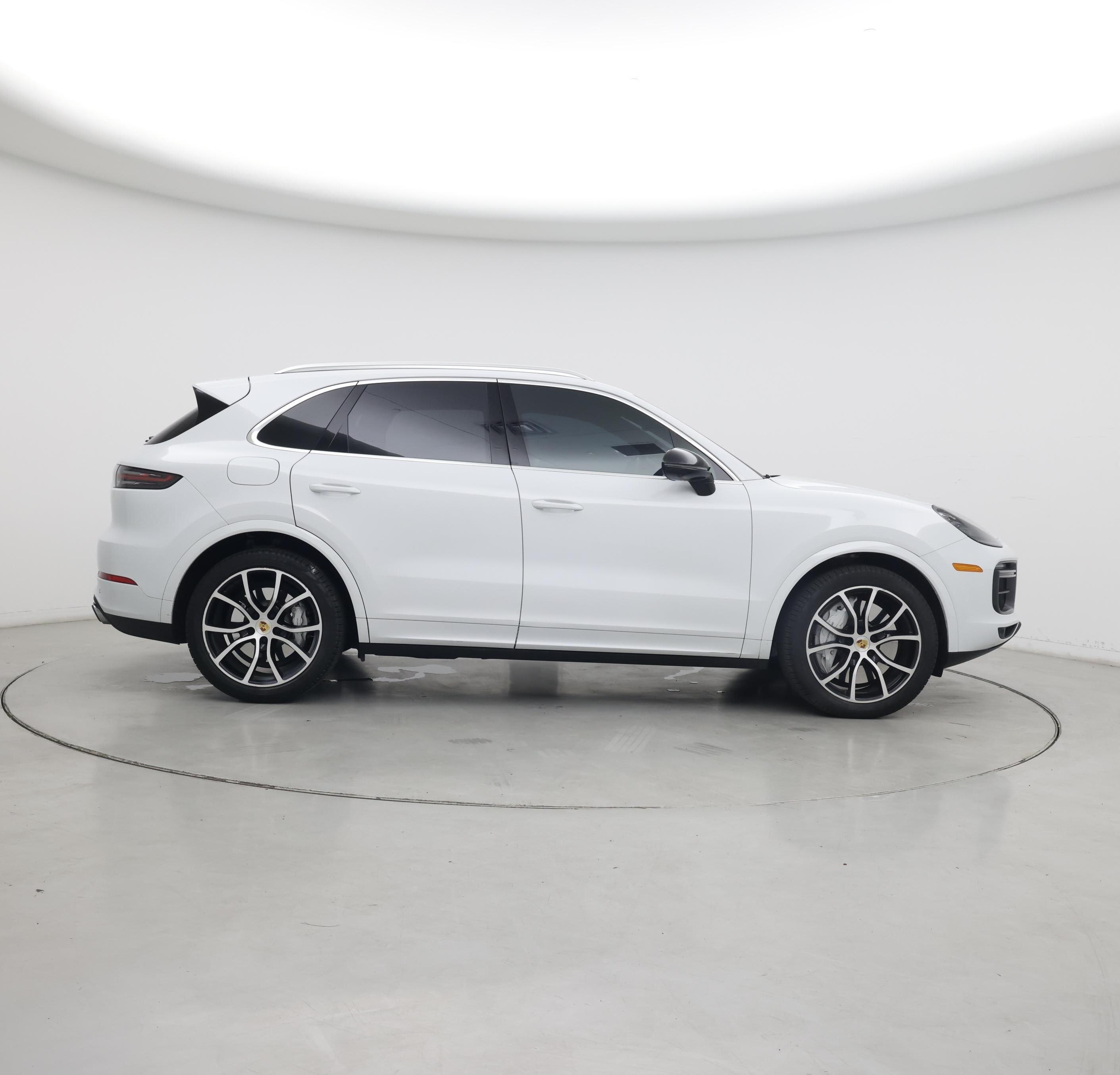 Thumbnail: 2020 Porsche Cayenne - 7