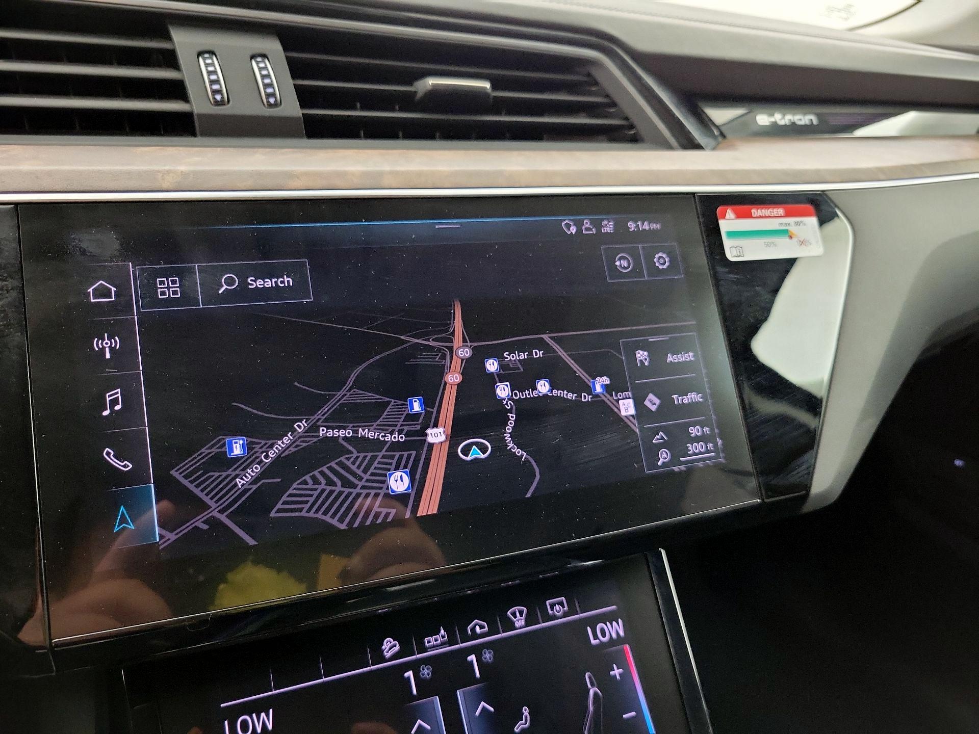 Thumbnail: 2019 Audi e-tron - 13
