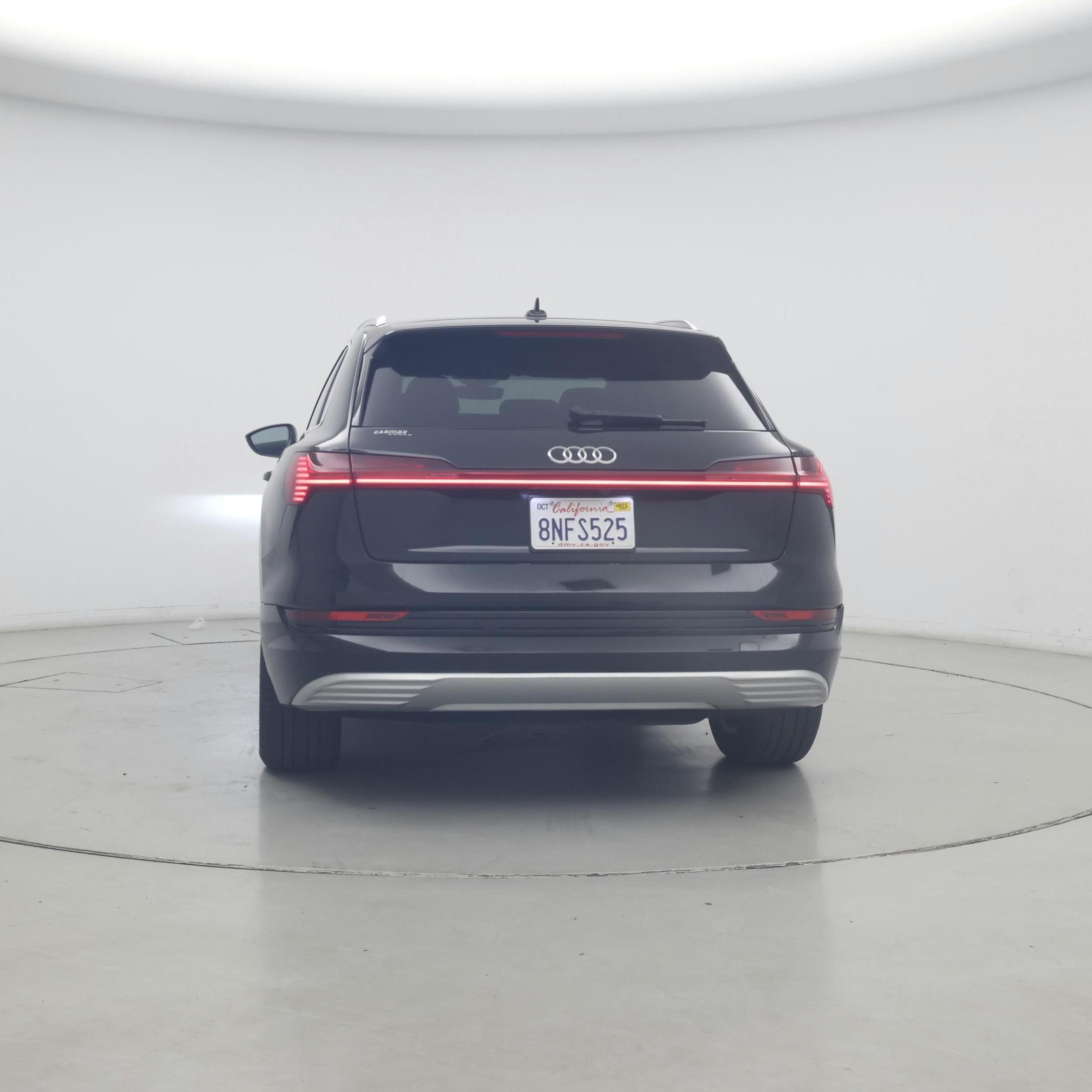 Thumbnail: 2019 Audi e-tron - 6