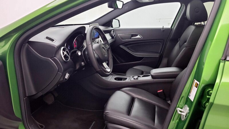 2016 Mercedes-Benz GLA 250 11