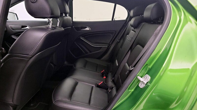 2016 Mercedes-Benz GLA 250 21