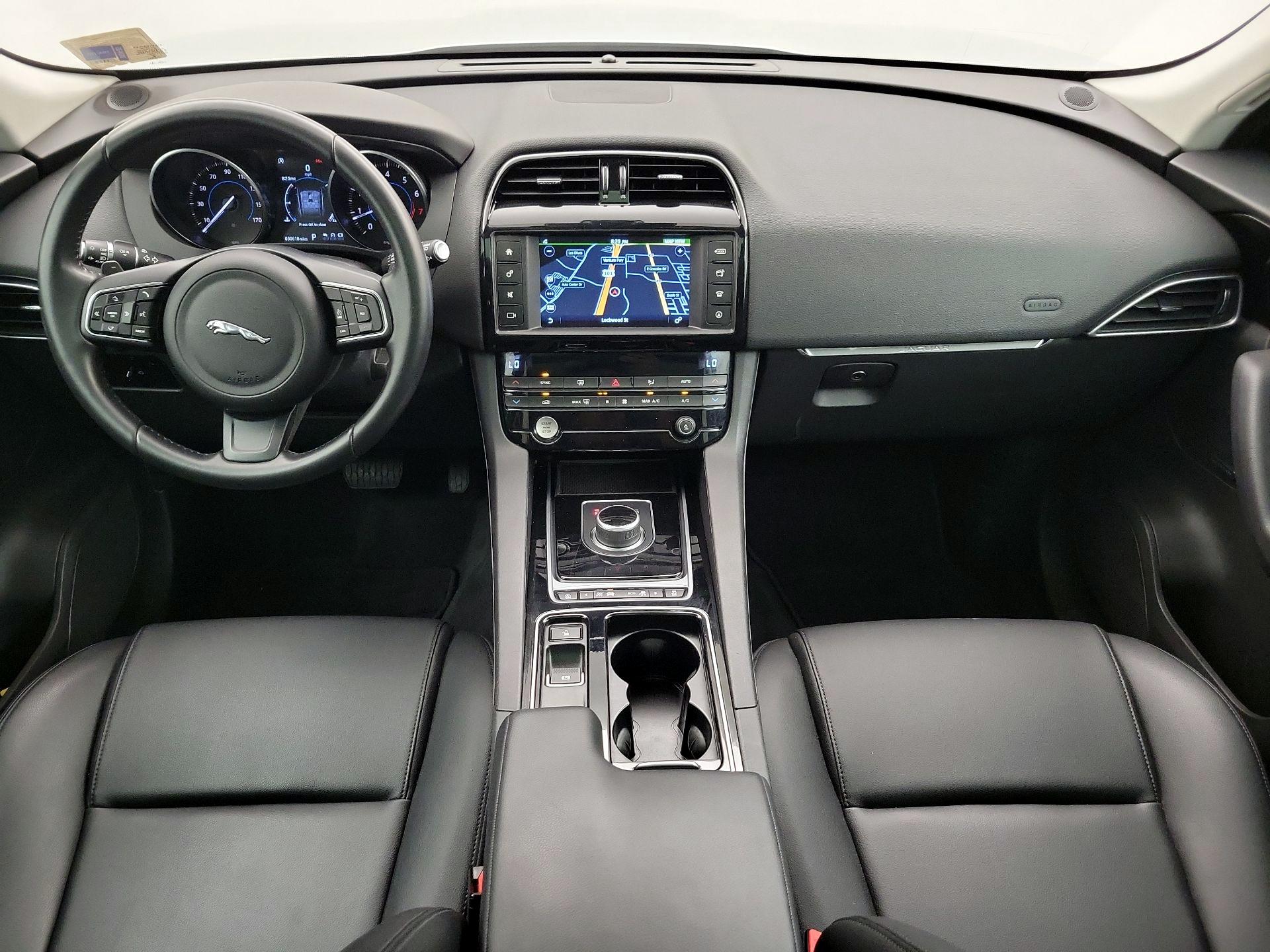 Thumbnail: 2018 Jaguar F-Pace - 9