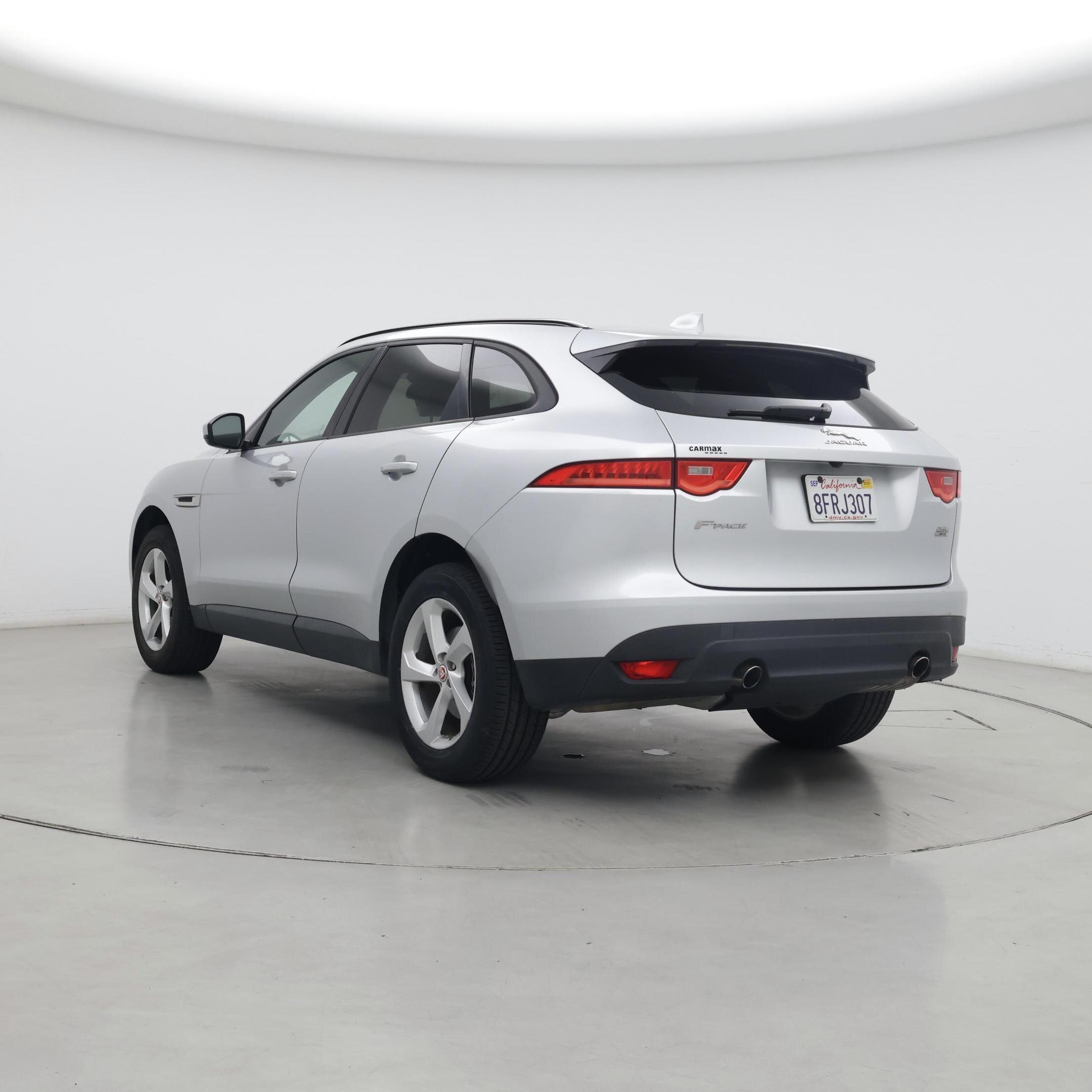 Thumbnail: 2018 Jaguar F-Pace - 2