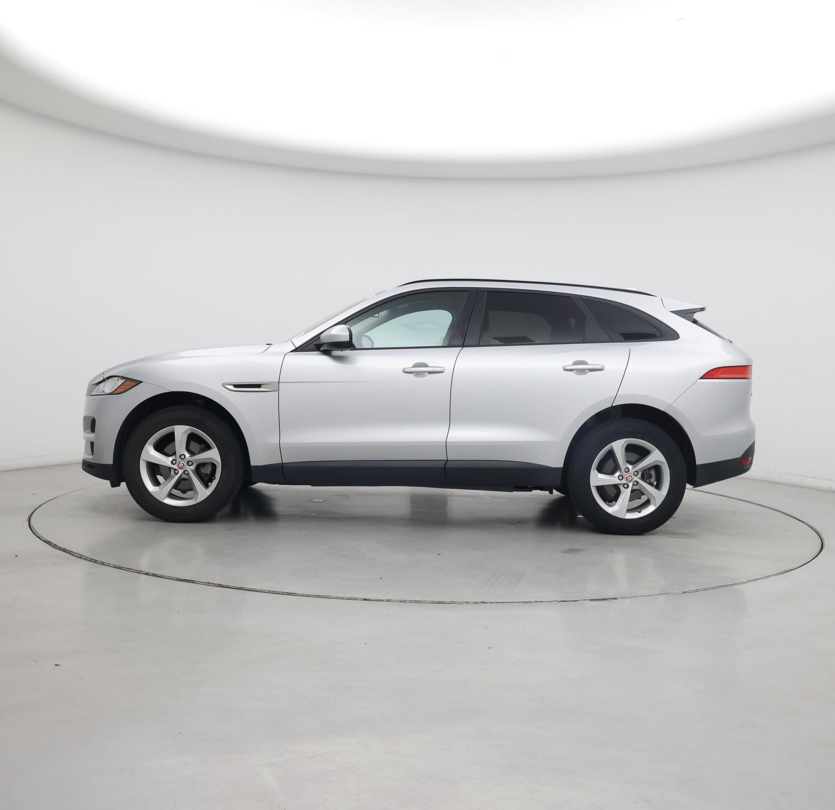 Thumbnail: 2018 Jaguar F-Pace - 3