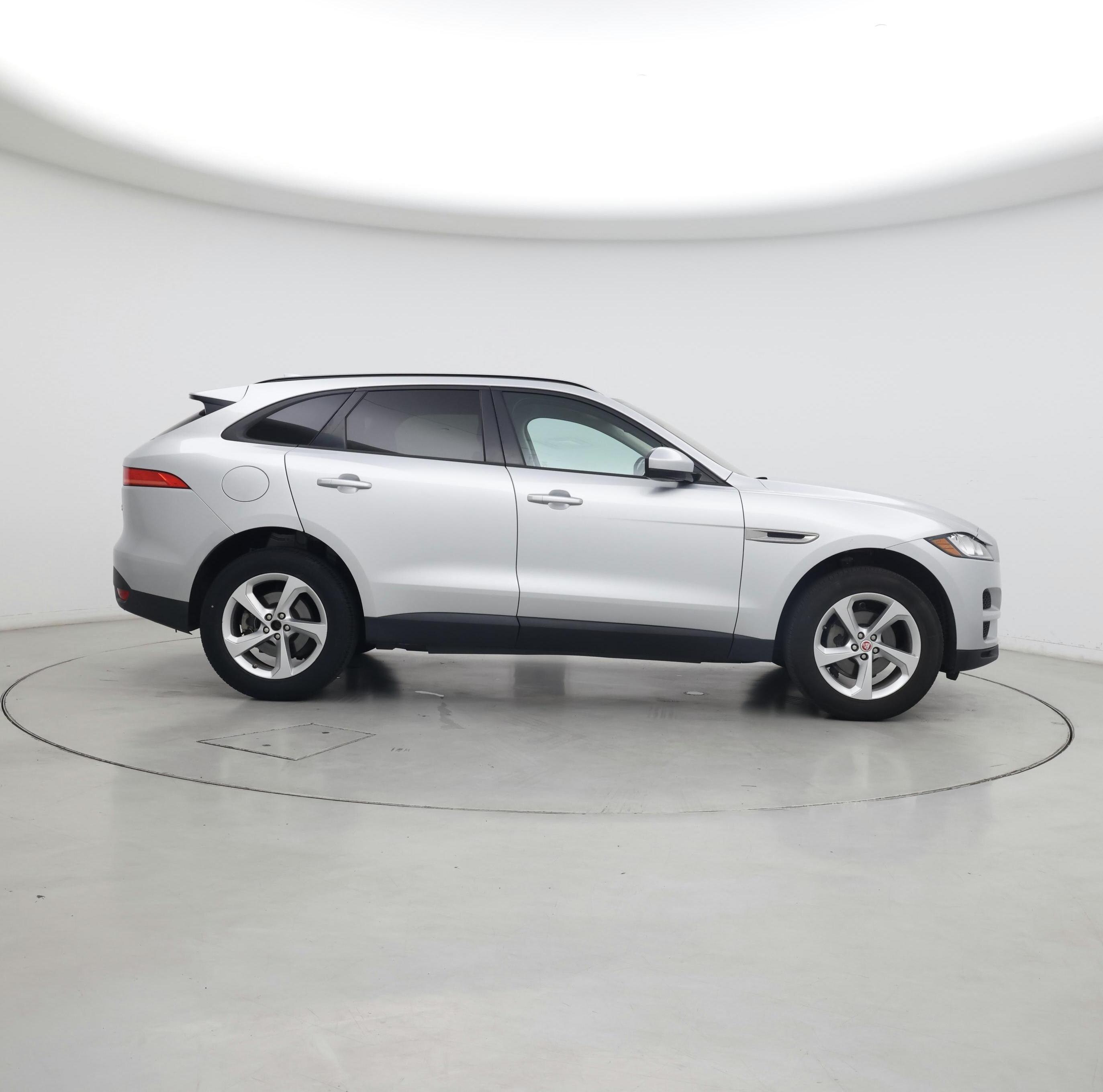 Thumbnail: 2018 Jaguar F-Pace - 7