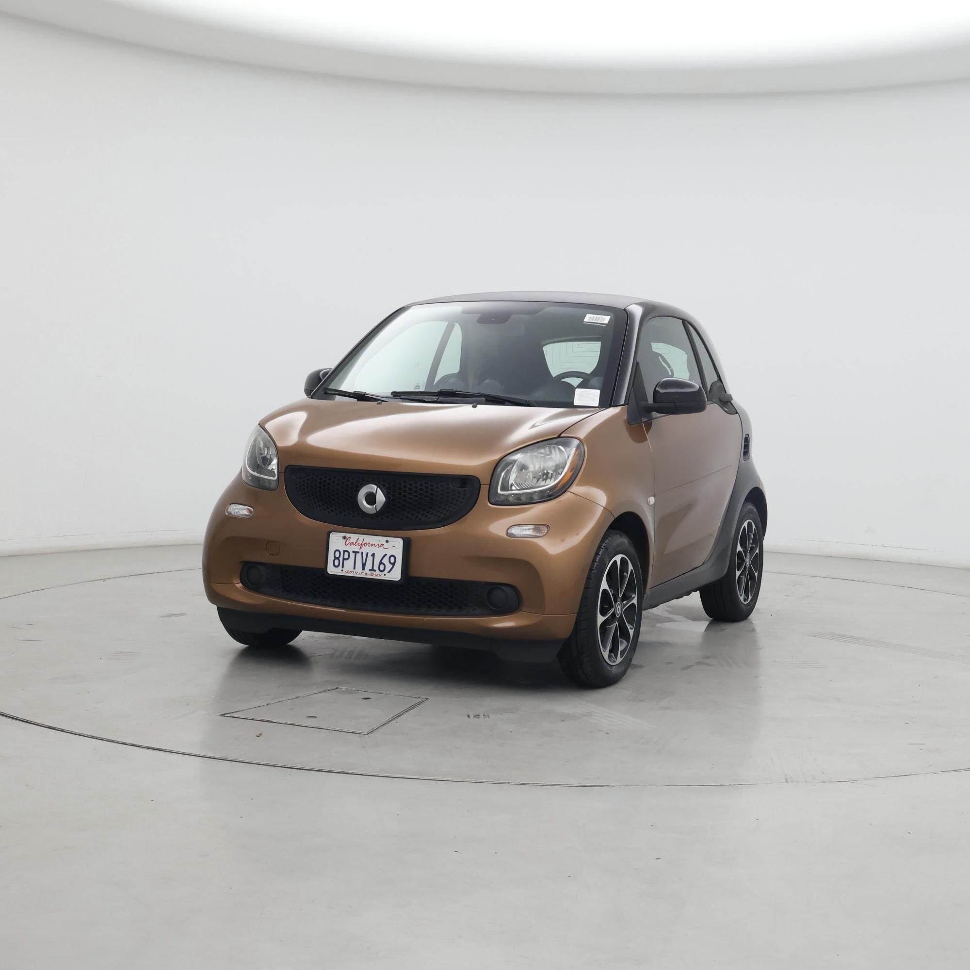 Thumbnail: 2016 smart fortwo - 4