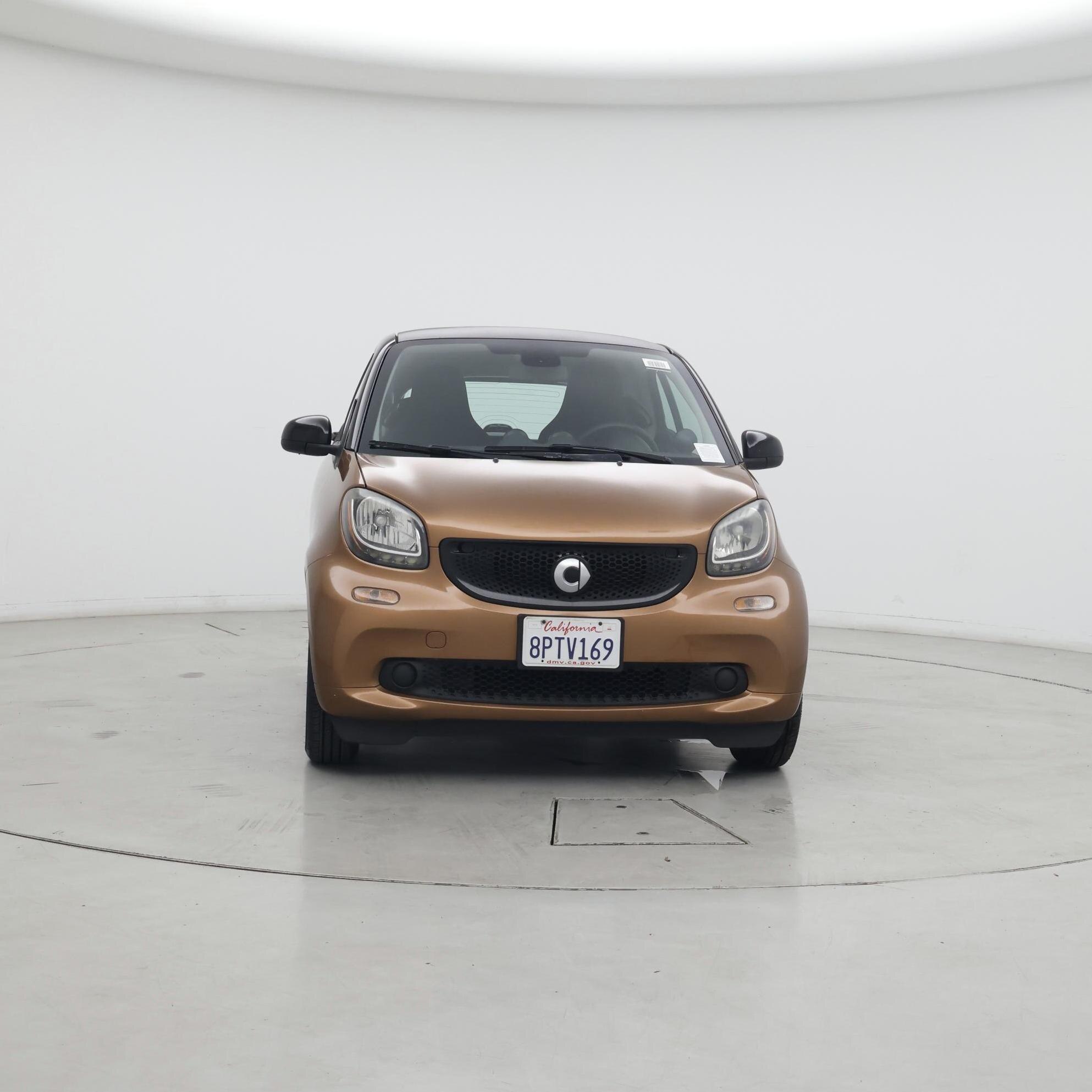 Thumbnail: 2016 smart fortwo - 5