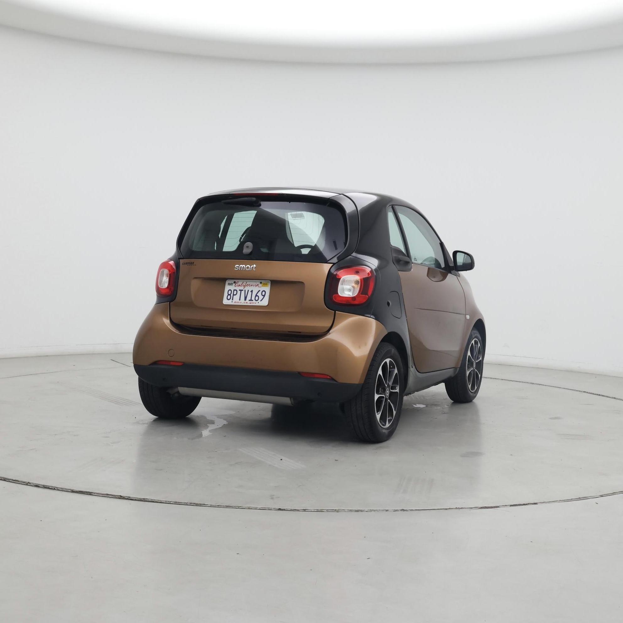 Thumbnail: 2016 smart fortwo - 8