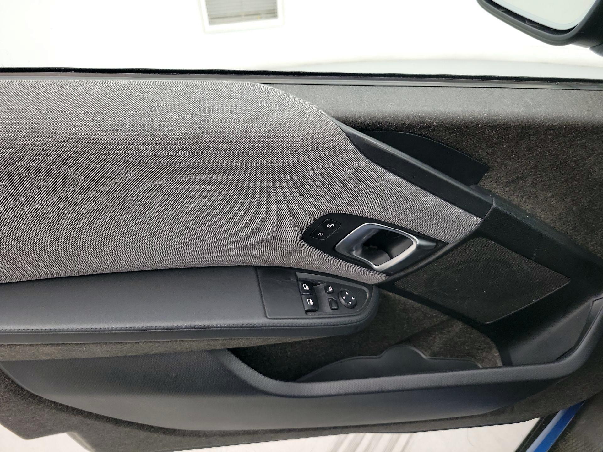 Thumbnail: 2017 BMW i3 - 12