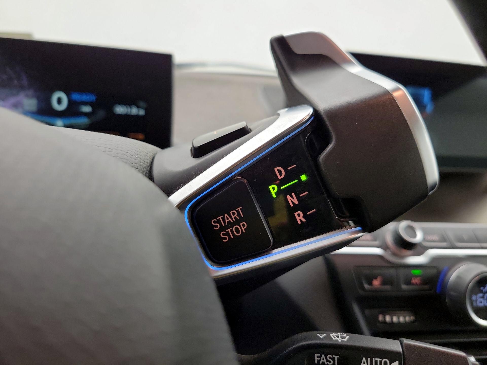 Thumbnail: 2017 BMW i3 - 18