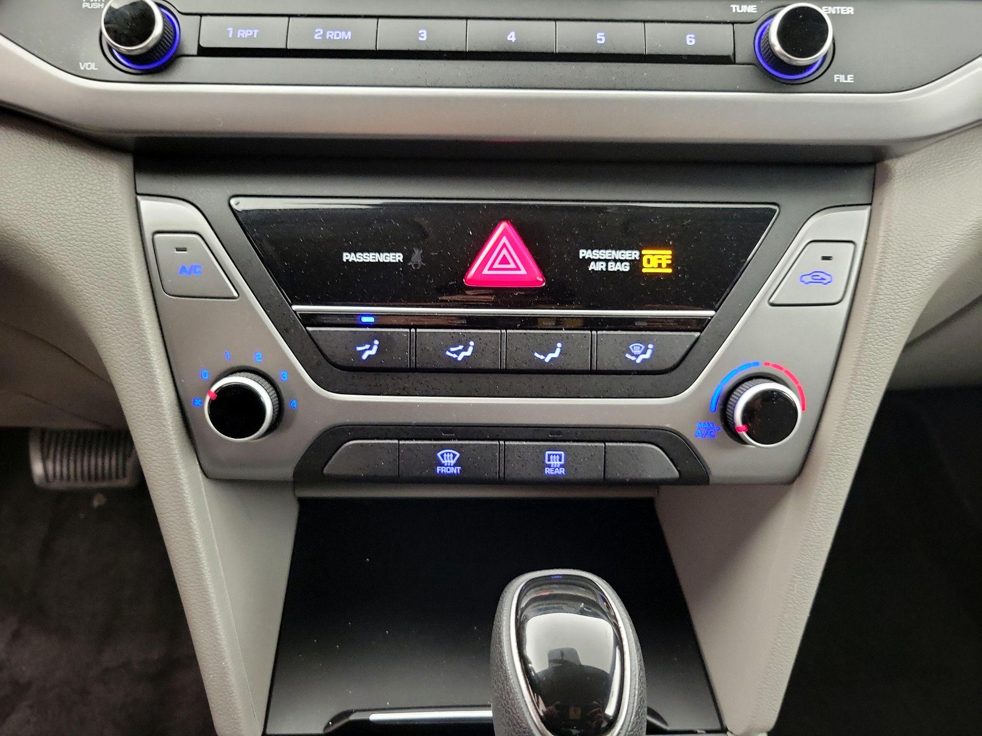 Thumbnail: 2017 Hyundai Elantra - 15