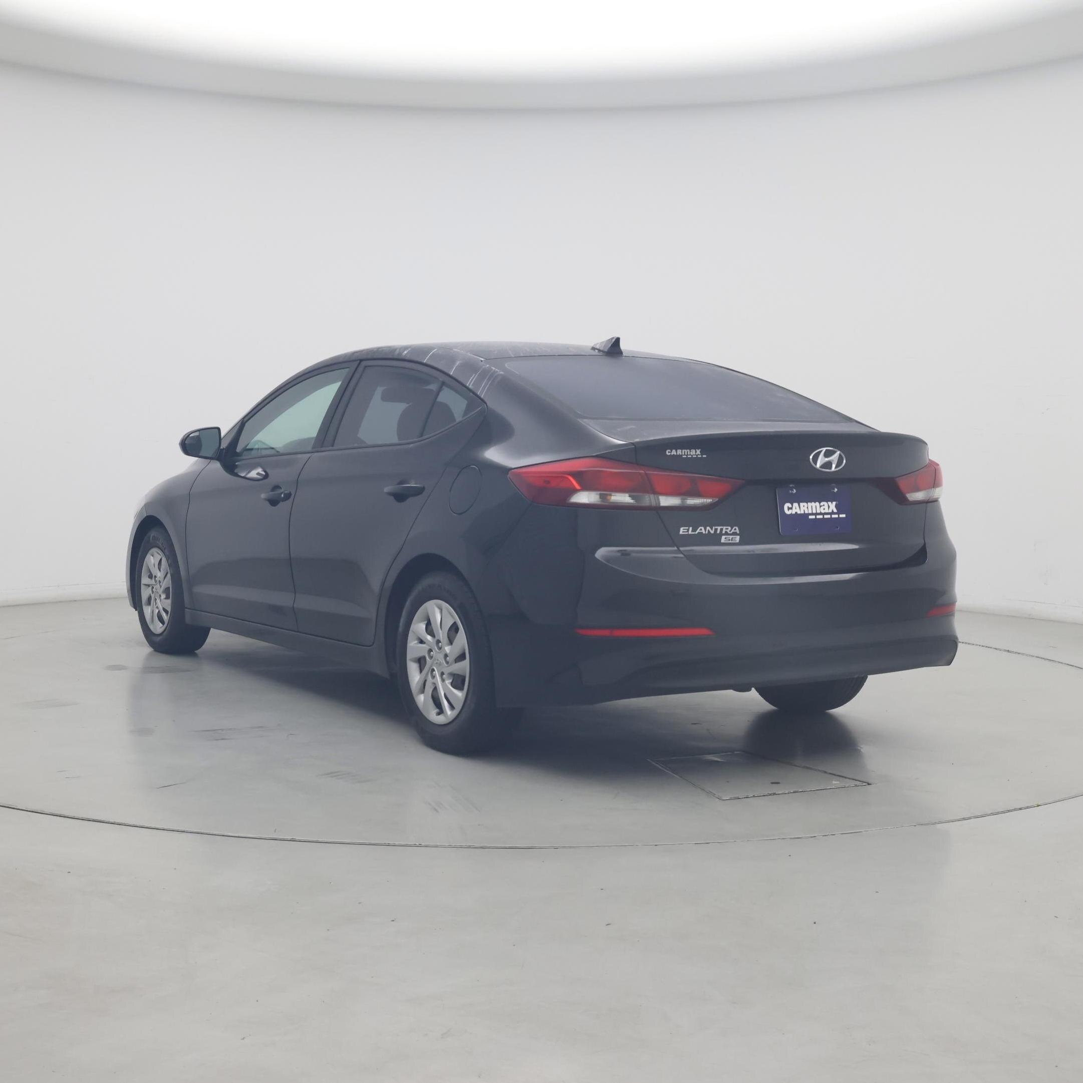Thumbnail: 2017 Hyundai Elantra - 2
