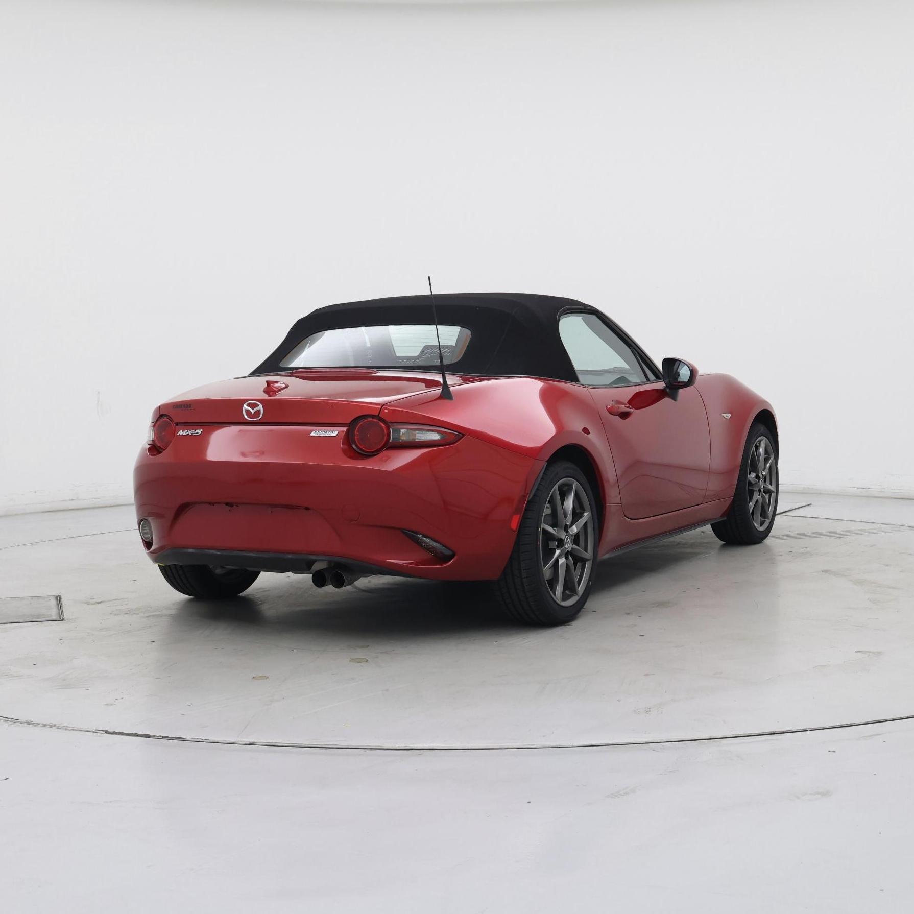 Thumbnail: 2016 Mazda MX-5 Miata - 8