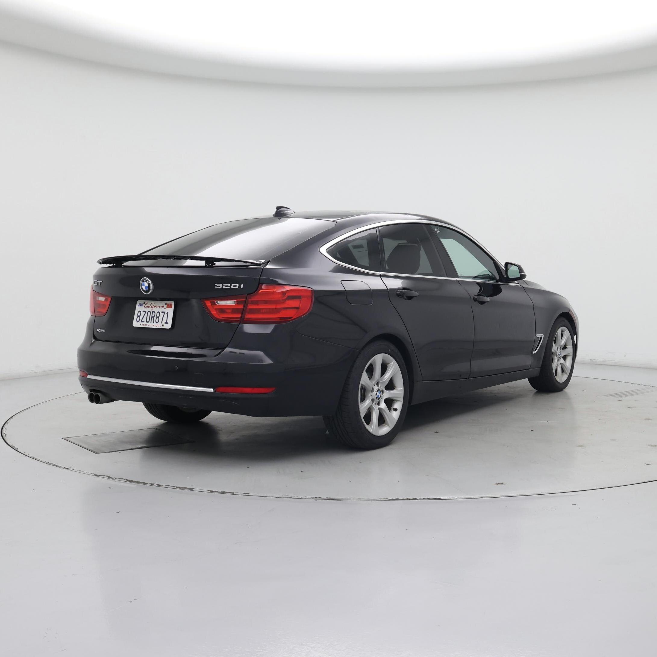 Thumbnail: 2016 BMW 3 Series - 8
